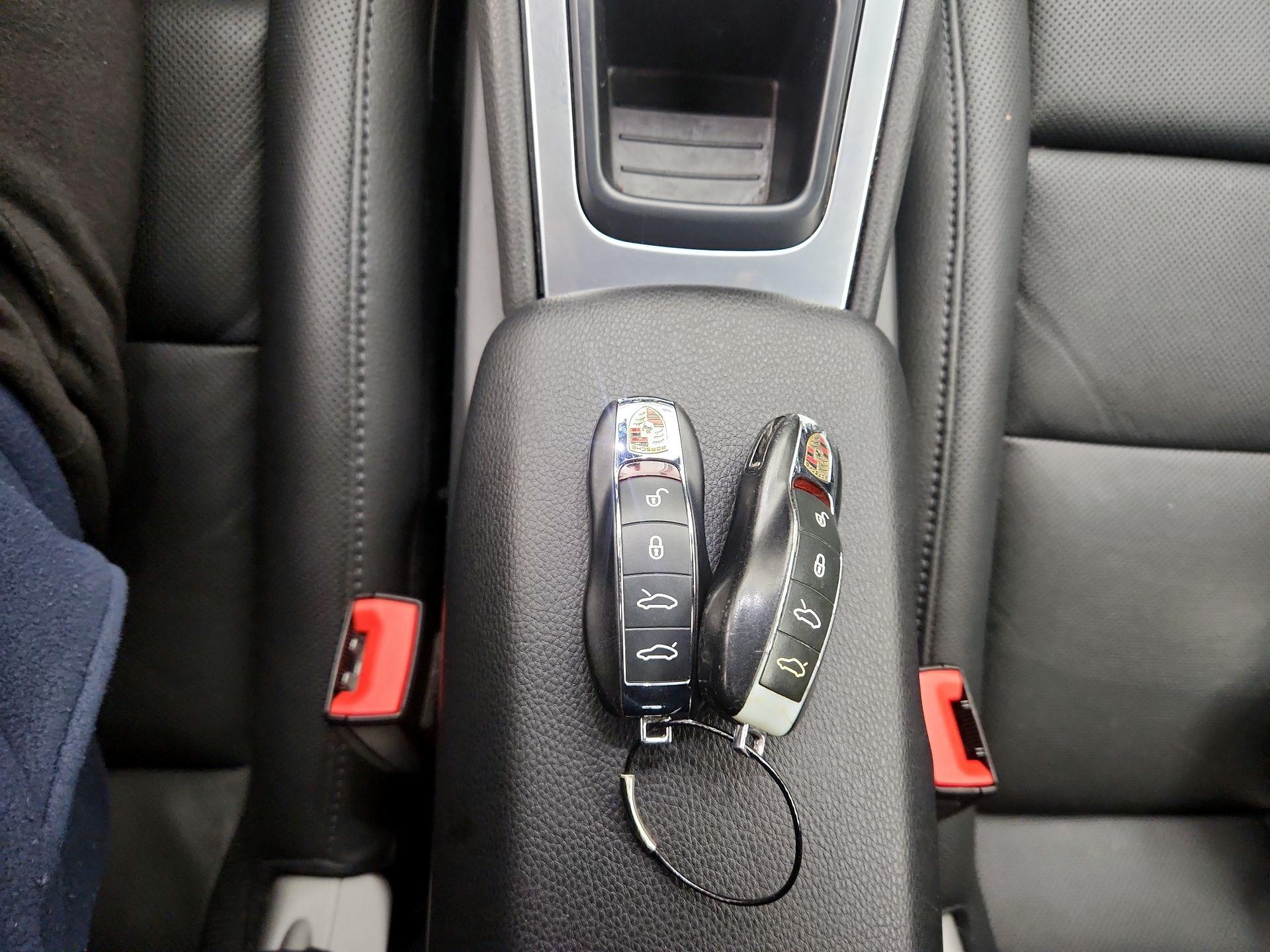 Thumbnail: 2015 Porsche Boxster - 20