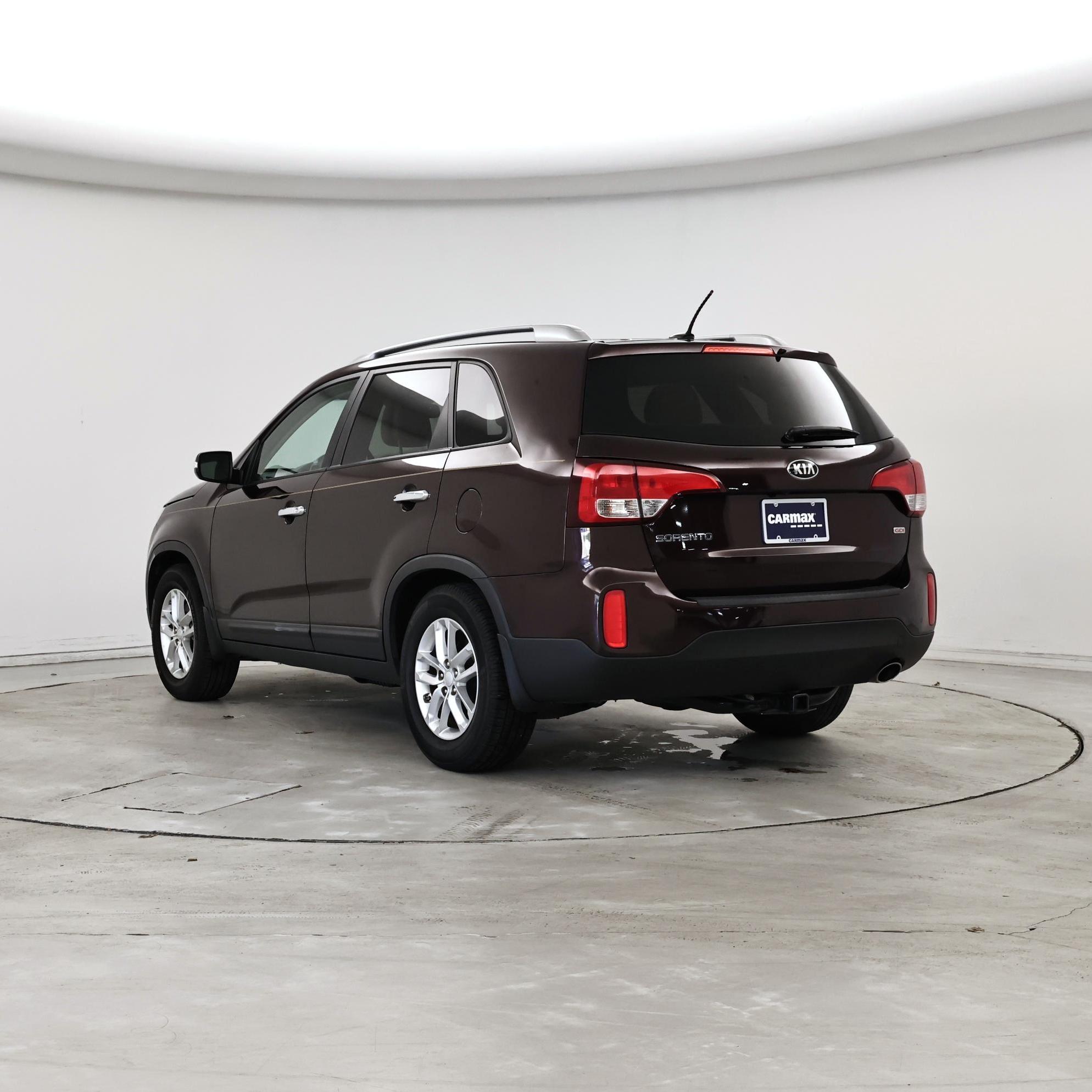 Thumbnail: 2015 Kia Sorento - 2