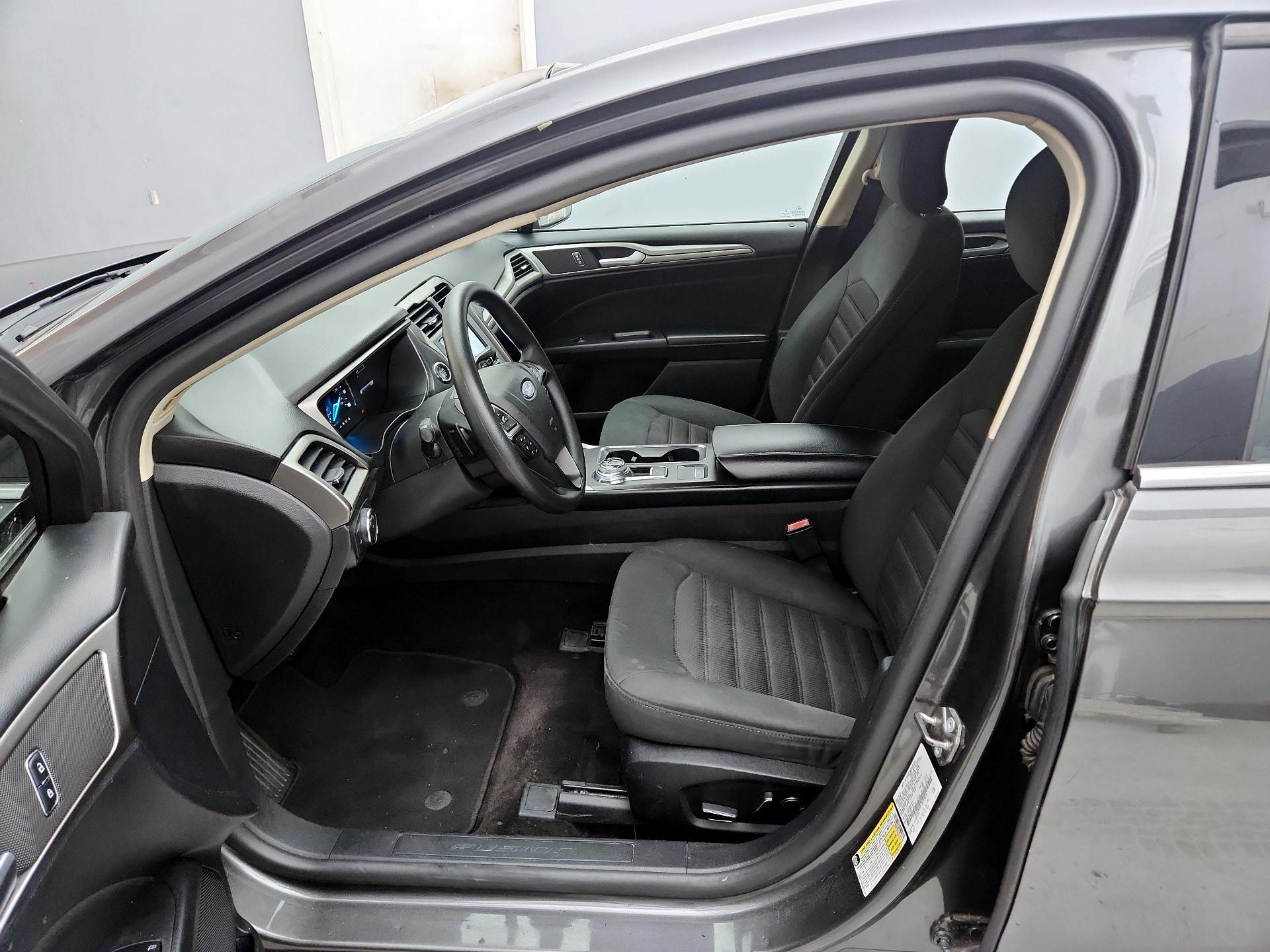 Thumbnail: 2018 Ford Fusion - 11