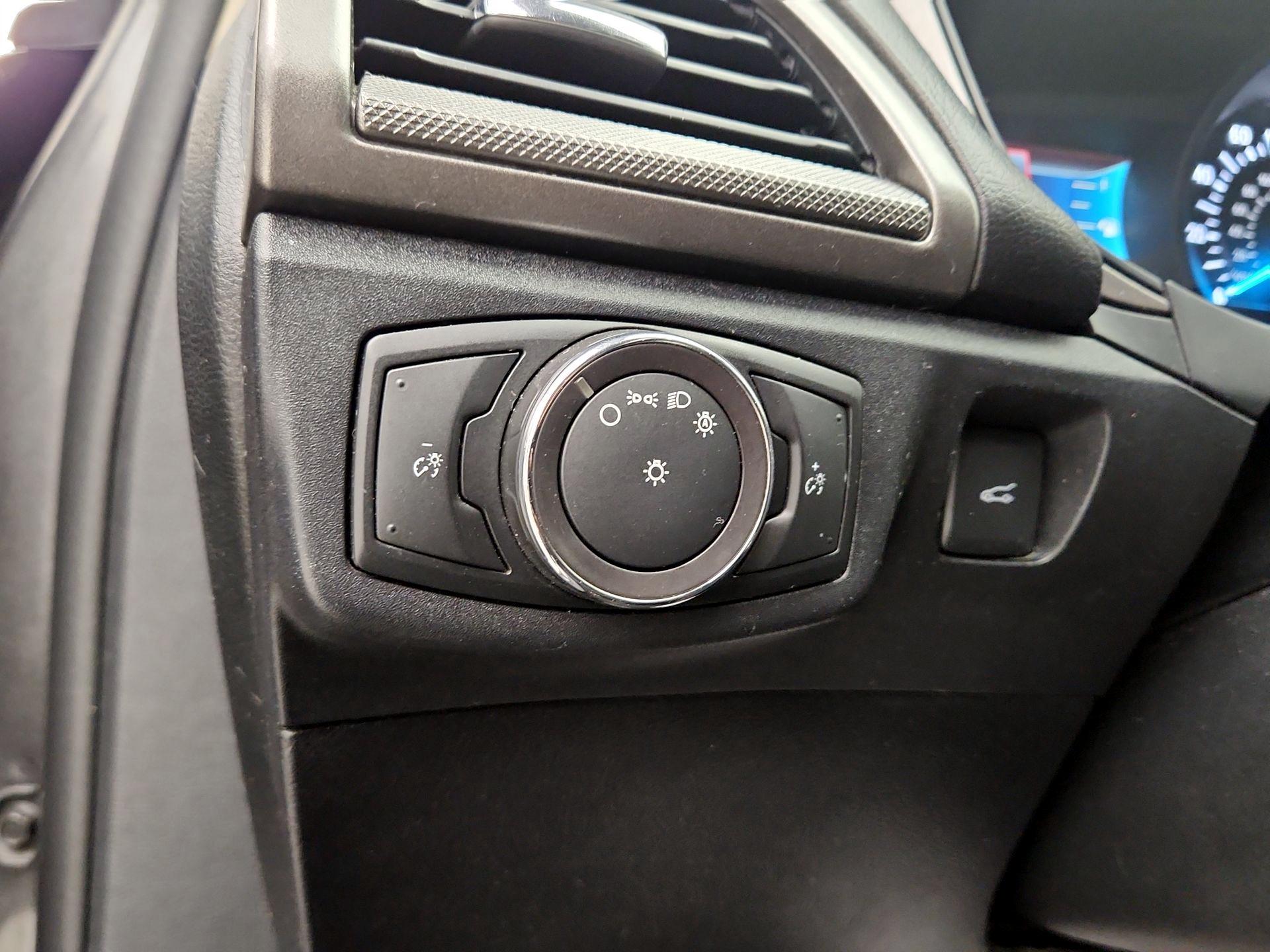 Thumbnail: 2018 Ford Fusion - 13