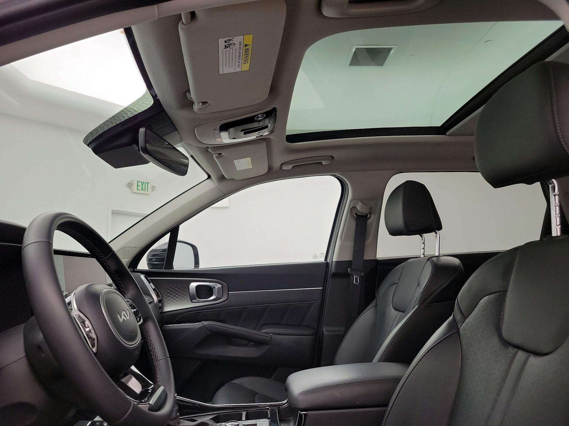 Thumbnail: 2023 Kia Sorento - 20