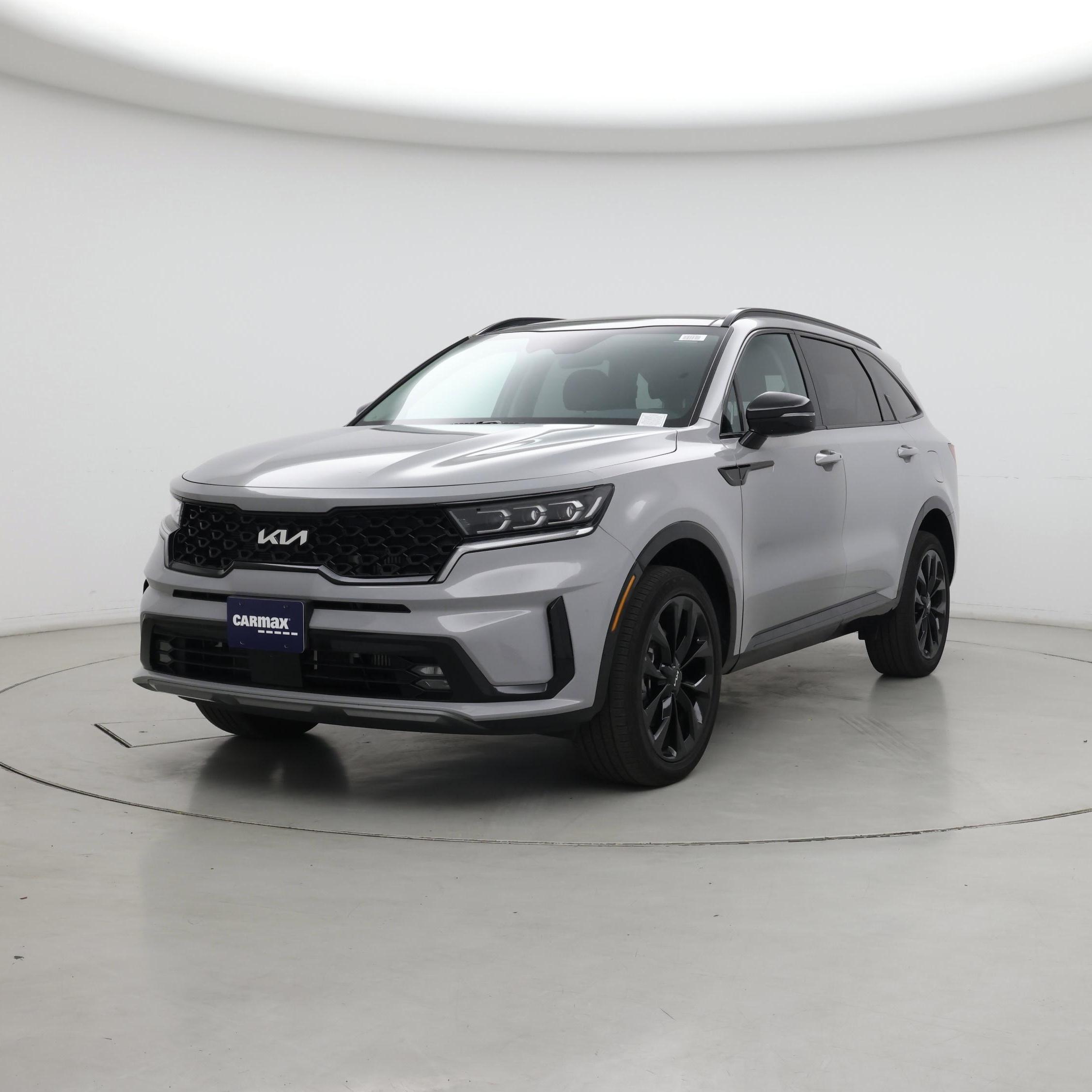 Thumbnail: 2023 Kia Sorento - 4