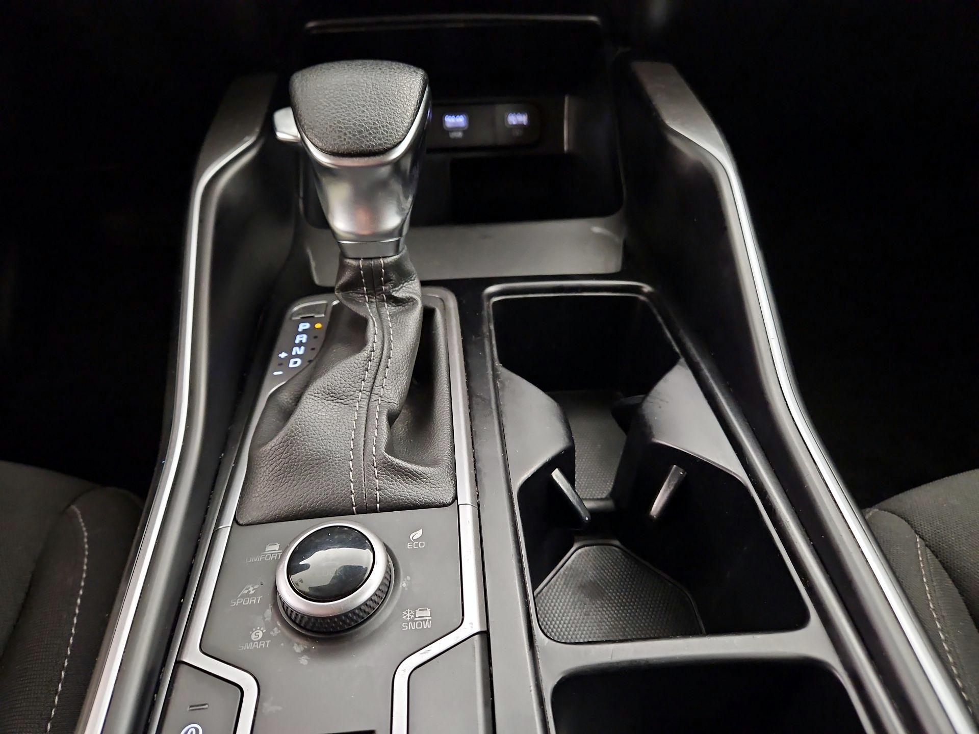 Thumbnail: 2022 Kia Sorento - 17