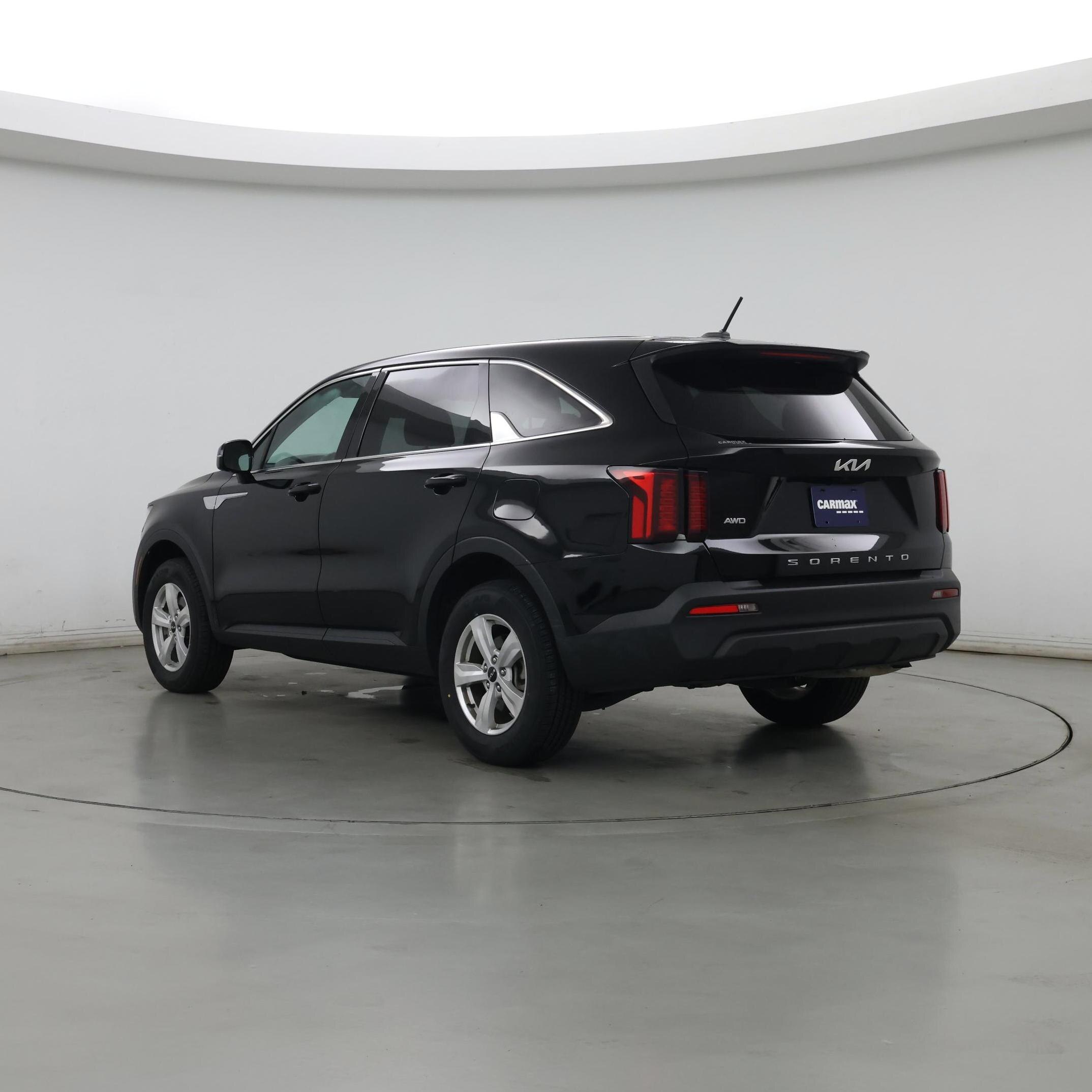 Thumbnail: 2022 Kia Sorento - 2