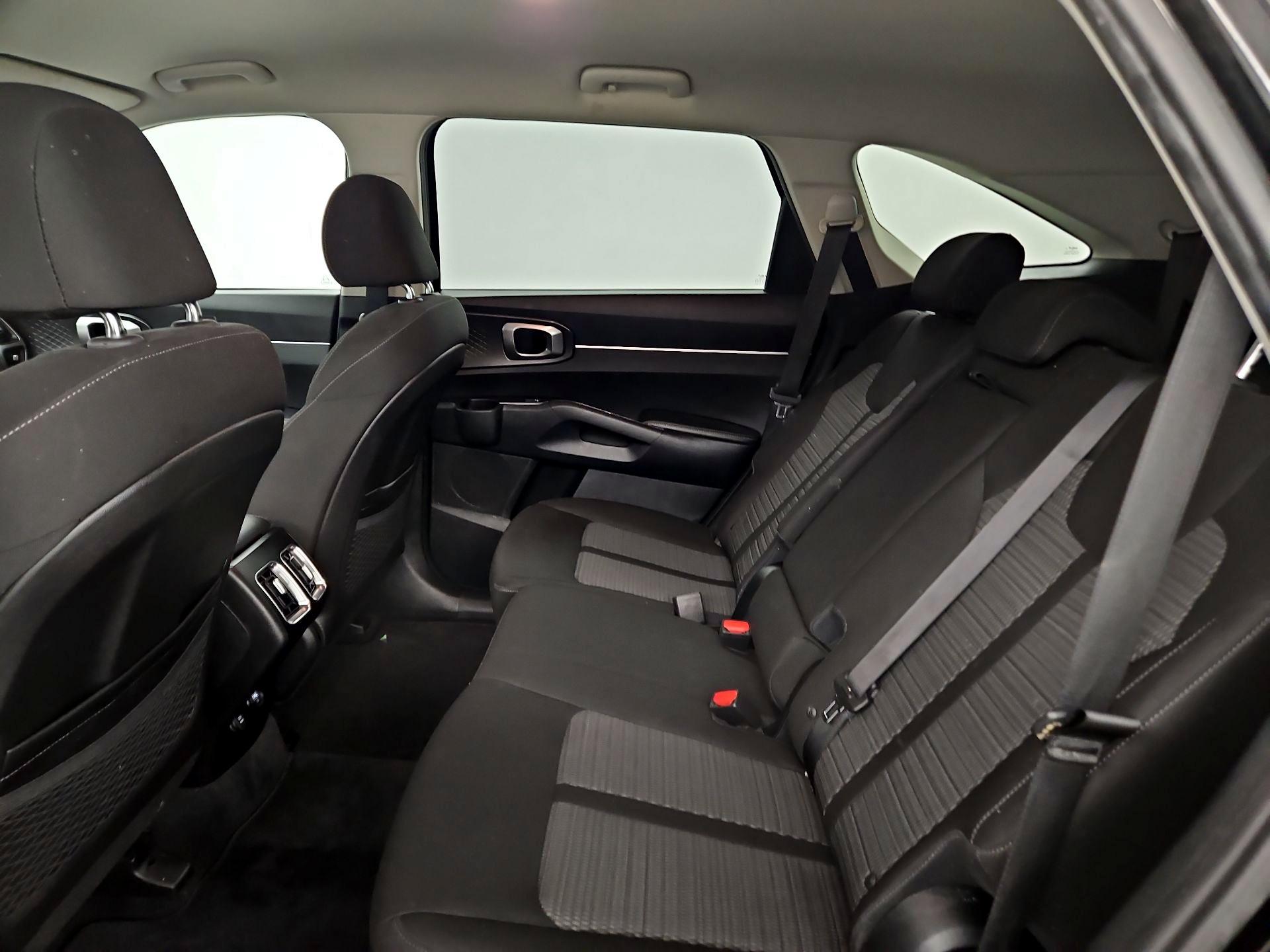 Thumbnail: 2022 Kia Sorento - 19