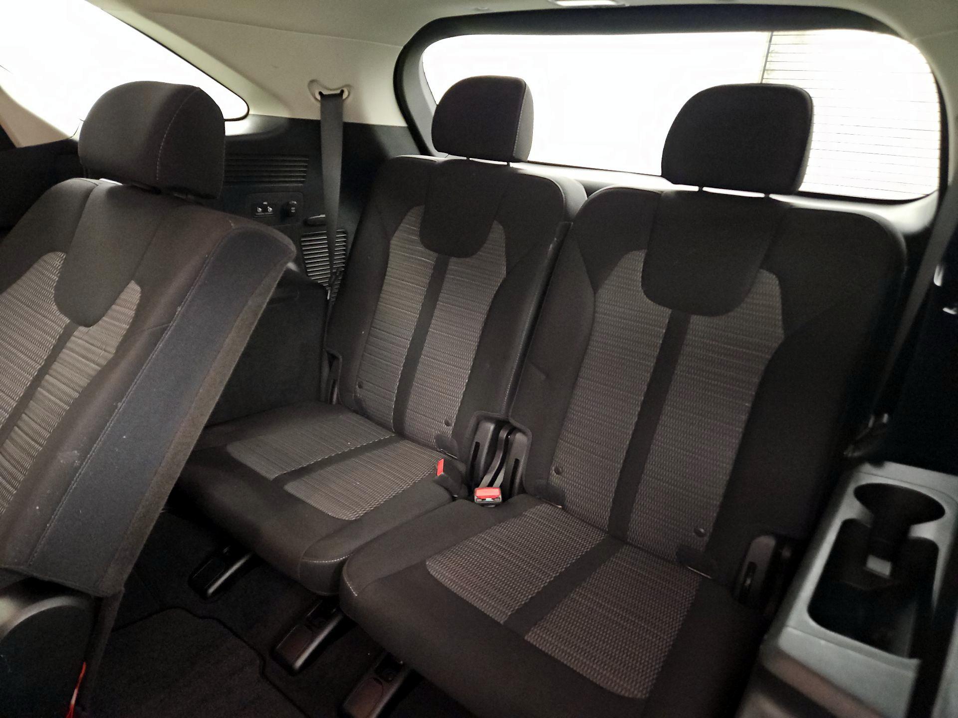 Thumbnail: 2022 Kia Sorento - 20