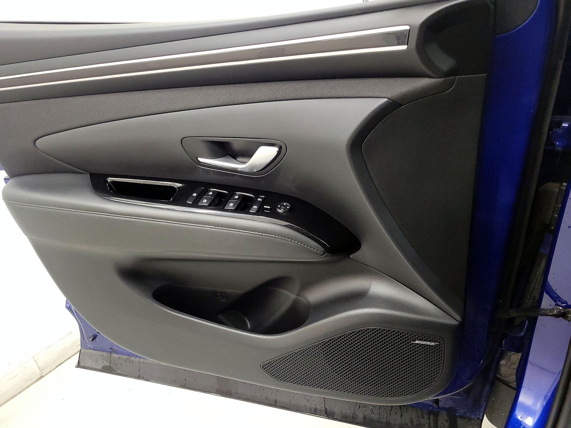 Thumbnail: 2022 Hyundai Tucson - 12