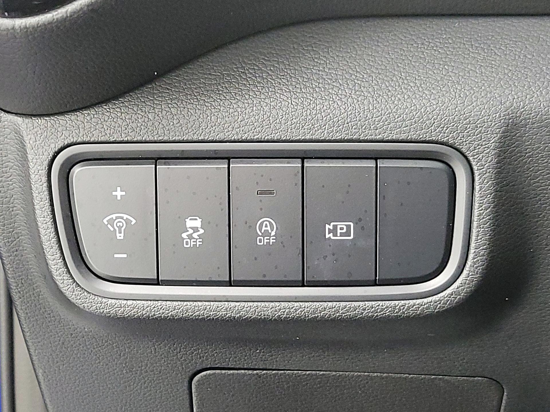 Thumbnail: 2023 Kia Soul - 13