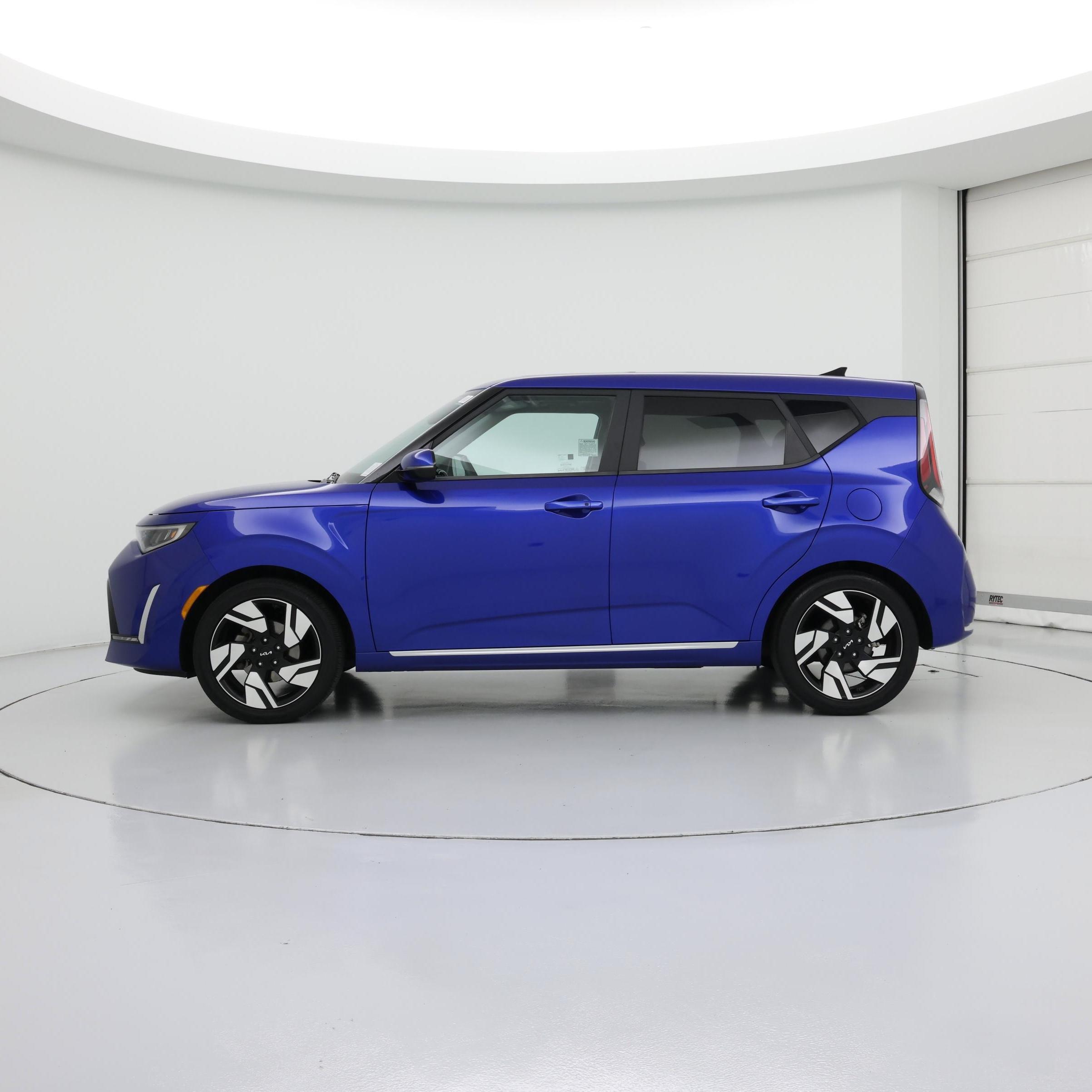Thumbnail: 2023 Kia Soul - 3