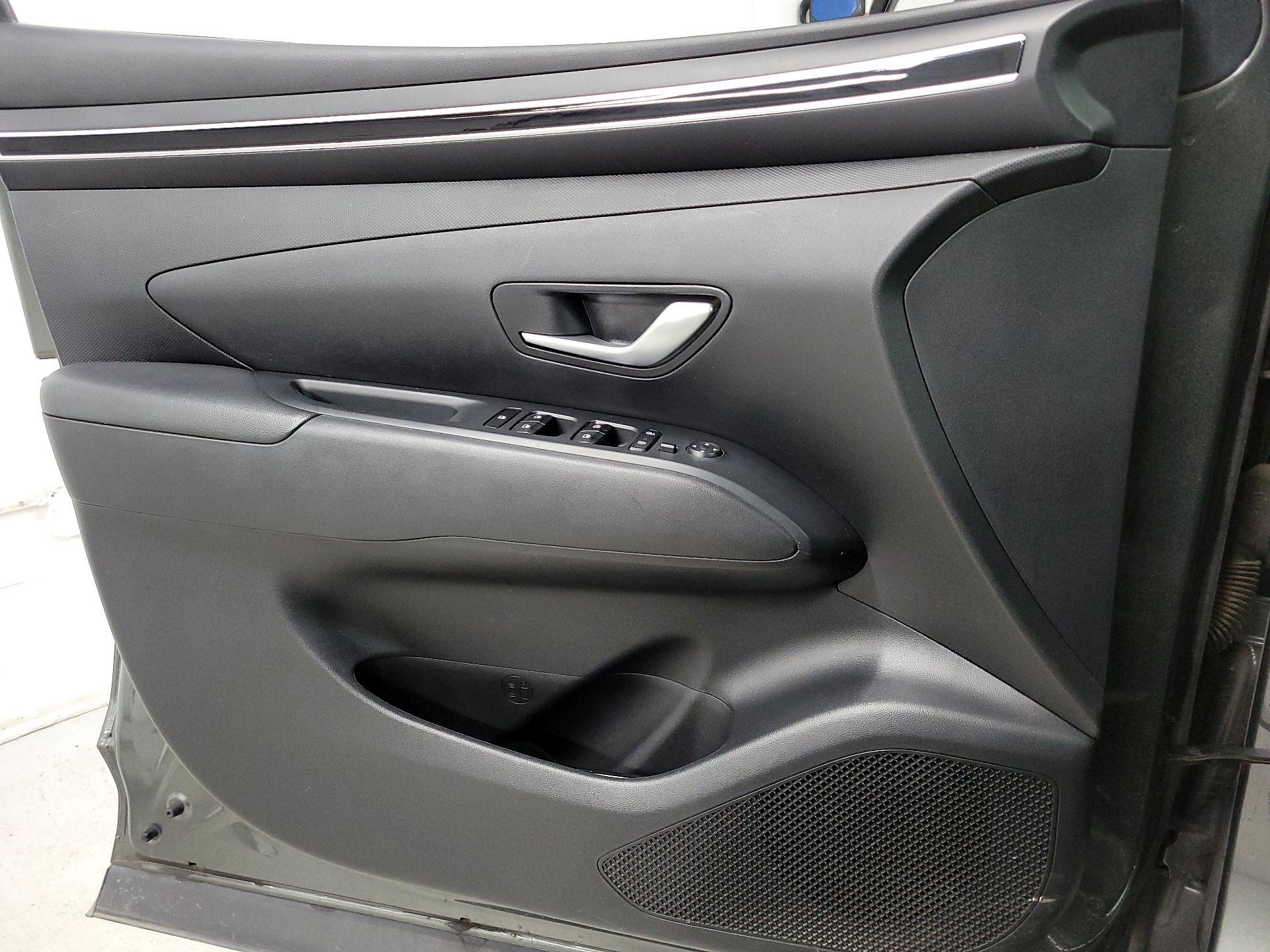 Thumbnail: 2023 Hyundai Tucson - 12