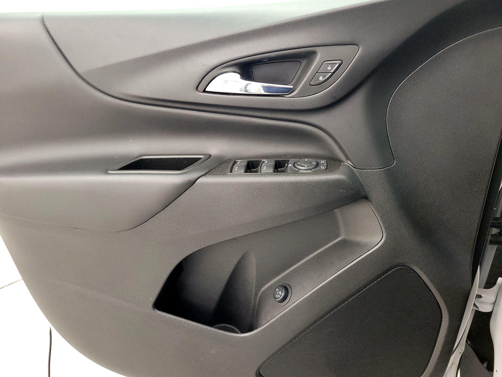 Thumbnail: 2022 Chevrolet Equinox - 12