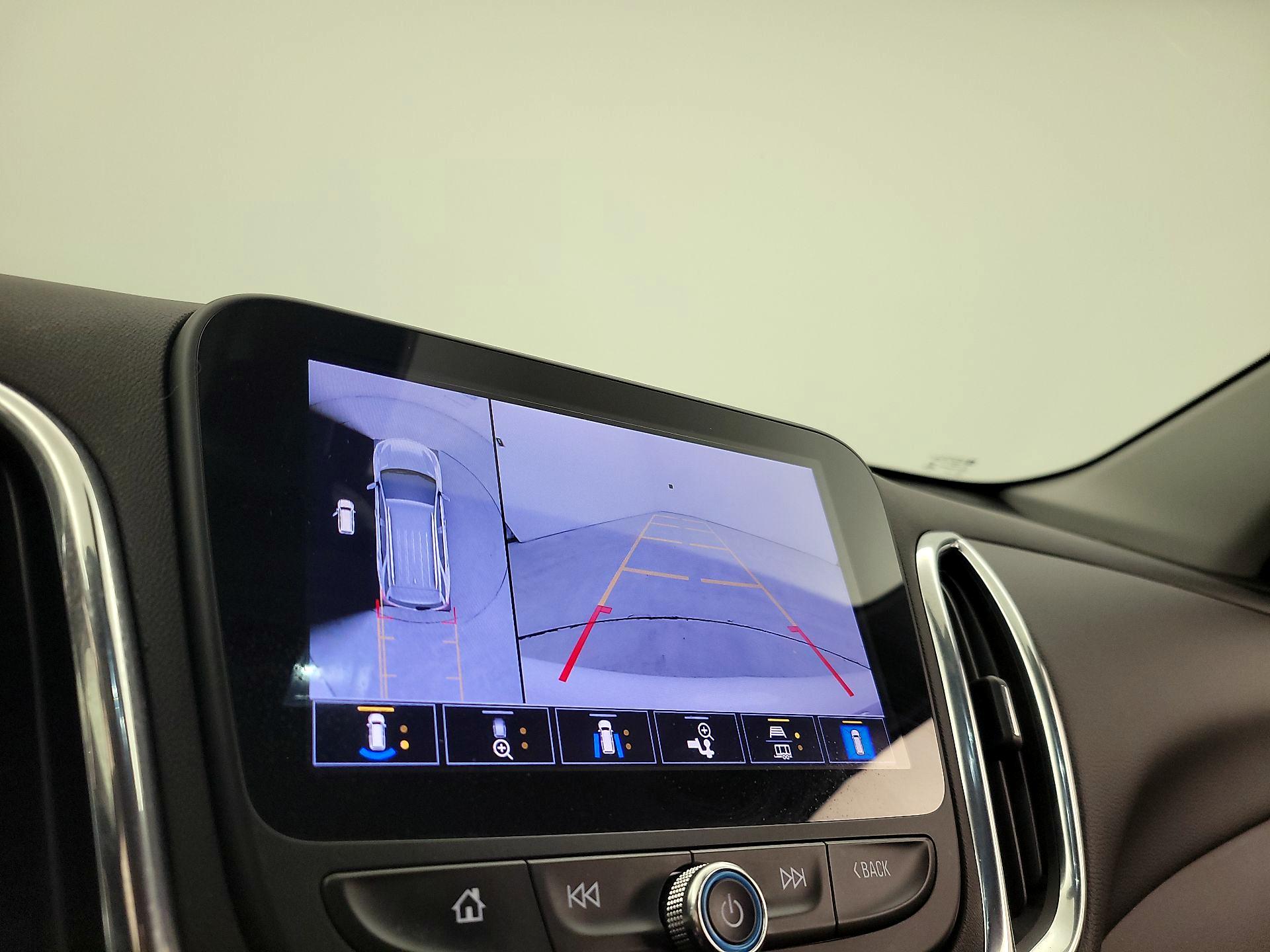 Thumbnail: 2022 Chevrolet Equinox - 14