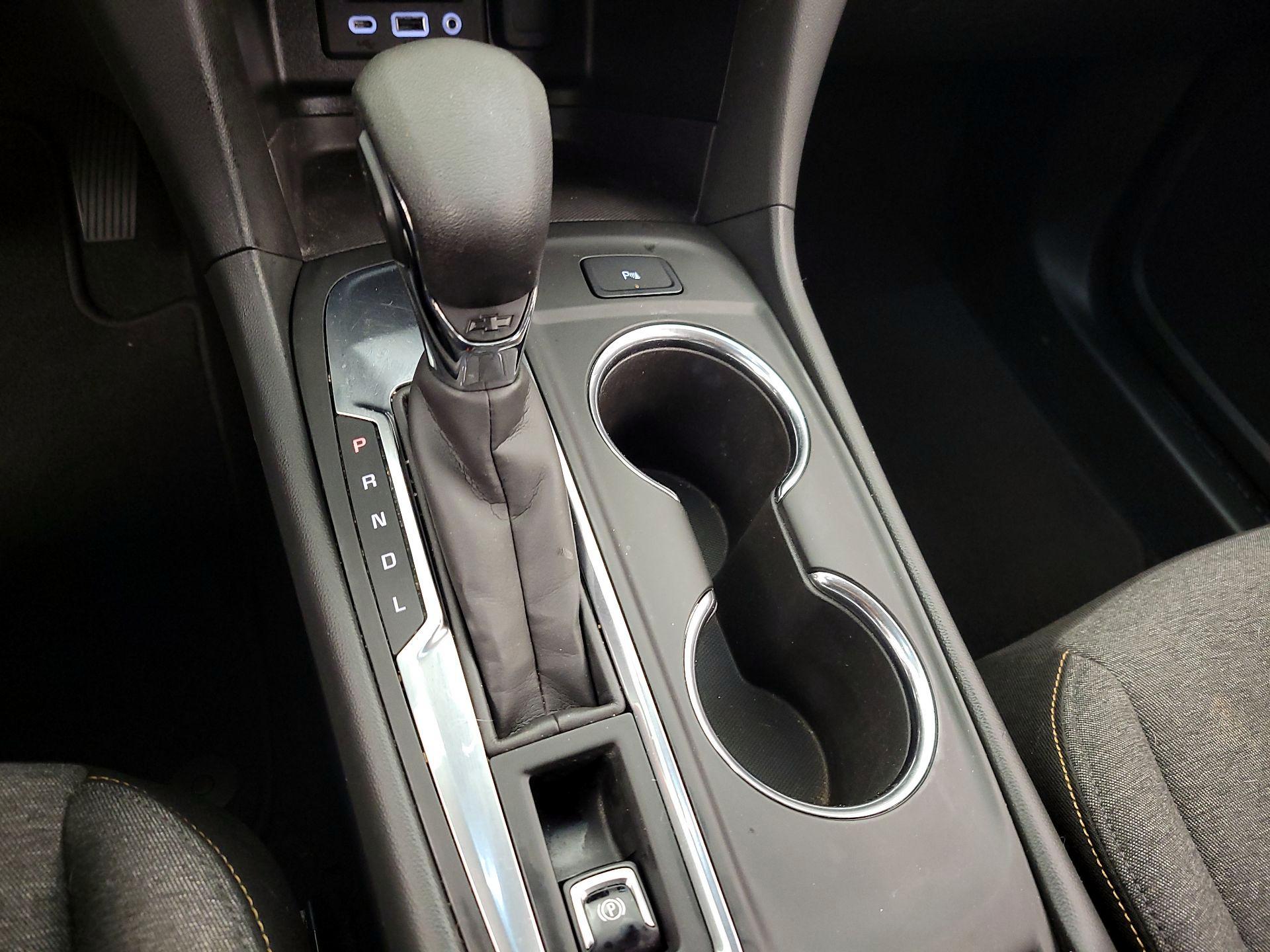 Thumbnail: 2022 Chevrolet Equinox - 17