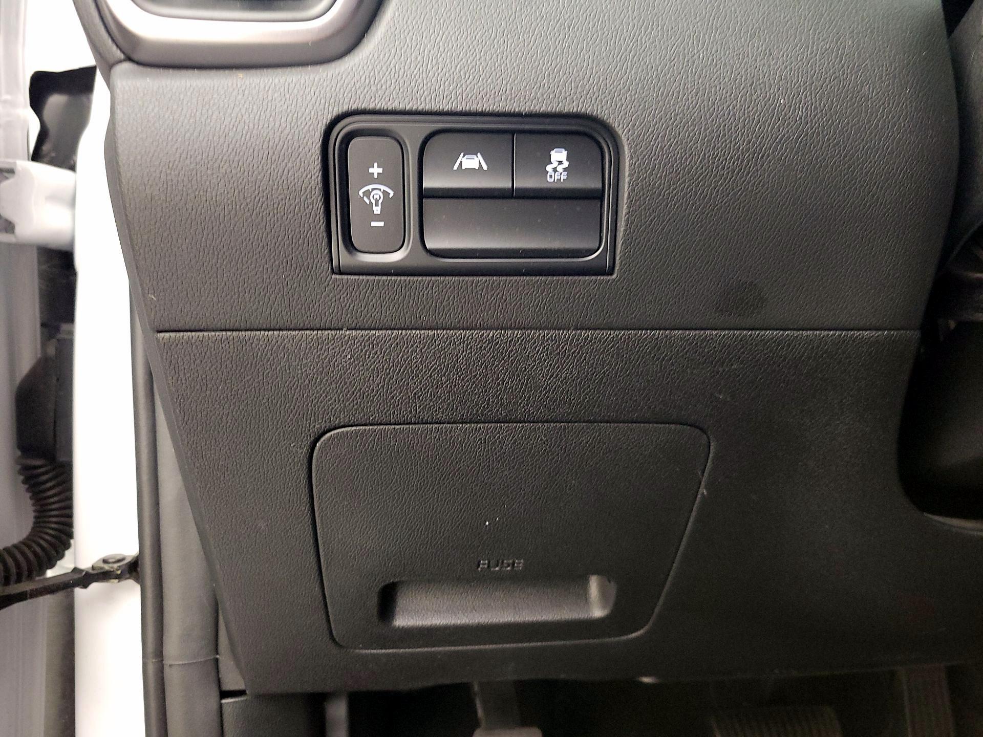 Thumbnail: 2023 Kia Sorento - 13