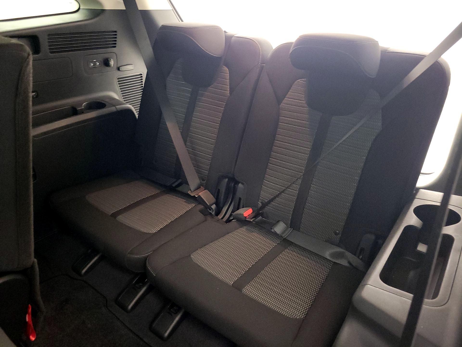 Thumbnail: 2023 Kia Sorento - 20