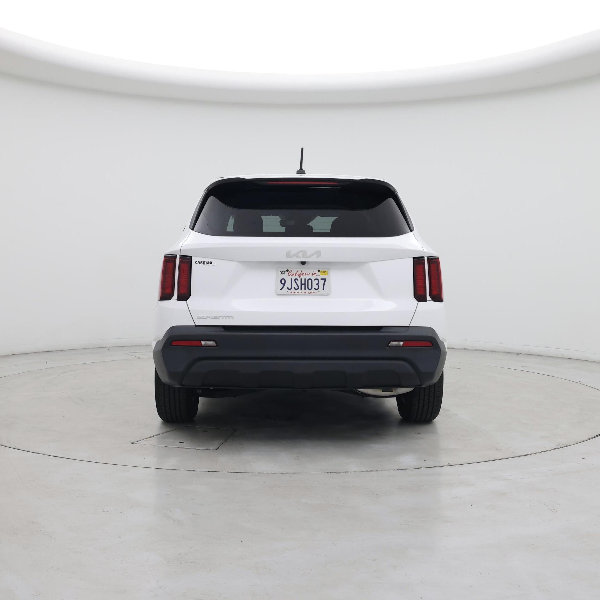 Thumbnail: 2023 Kia Sorento - 6