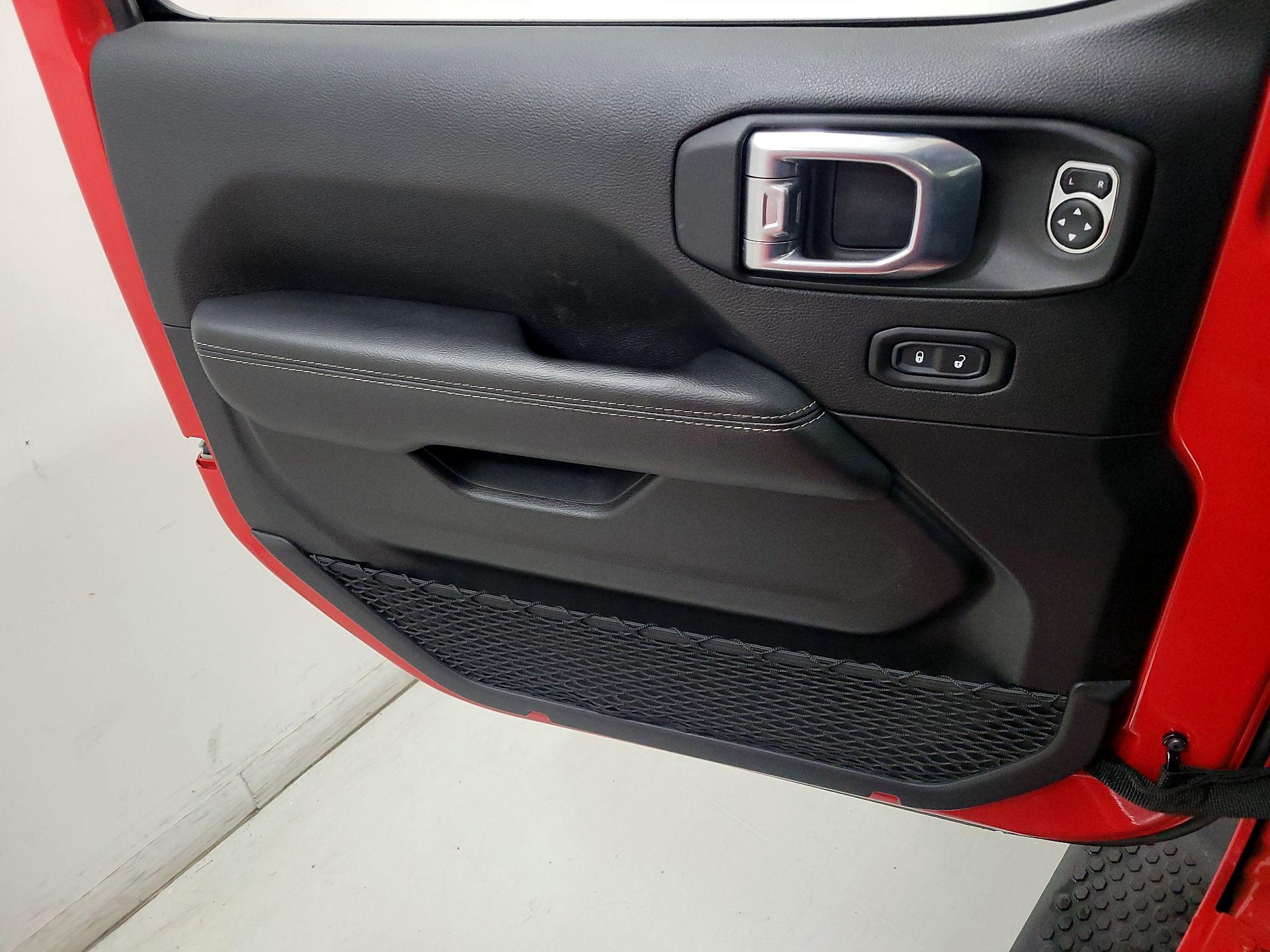 Thumbnail: 2021 Jeep Wrangler - 12