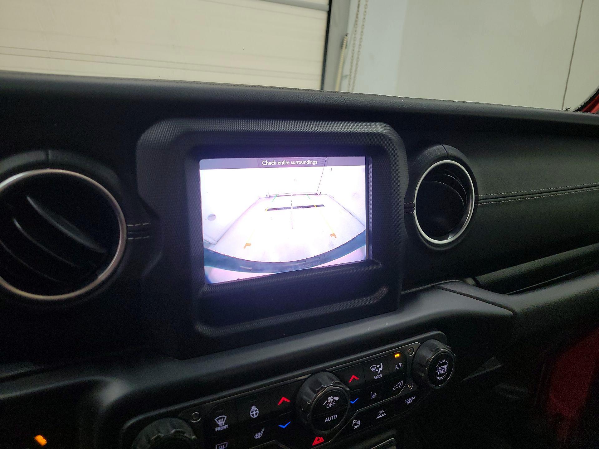 Thumbnail: 2021 Jeep Wrangler - 14