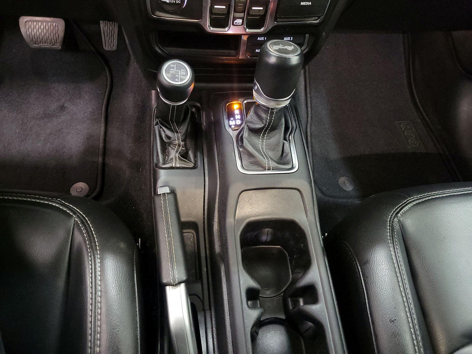 Thumbnail: 2021 Jeep Wrangler - 17