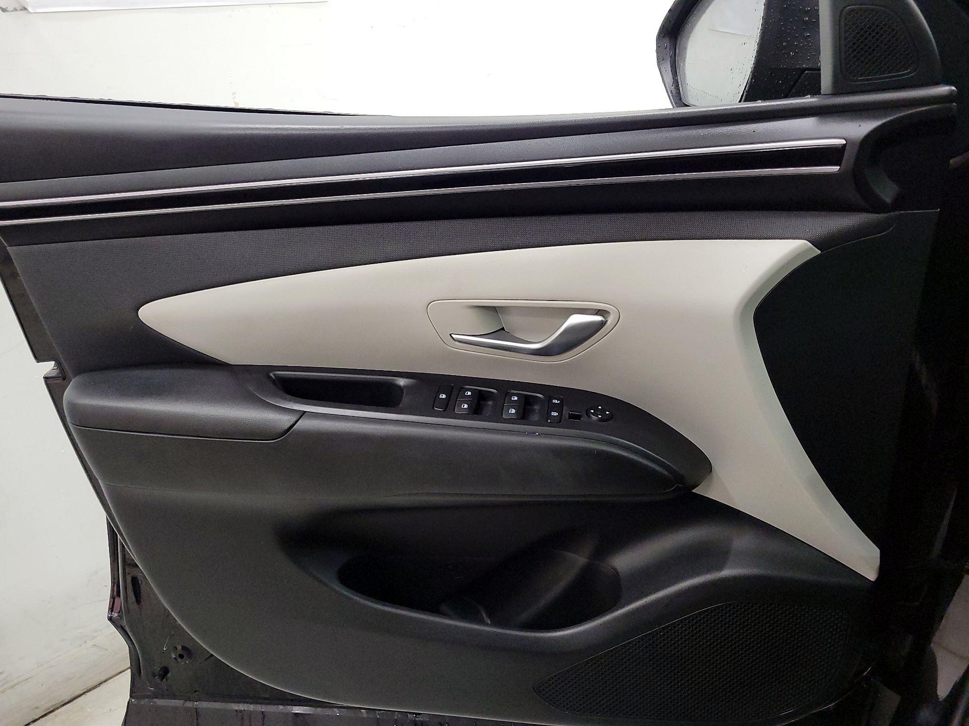 Thumbnail: 2023 Hyundai Tucson - 12