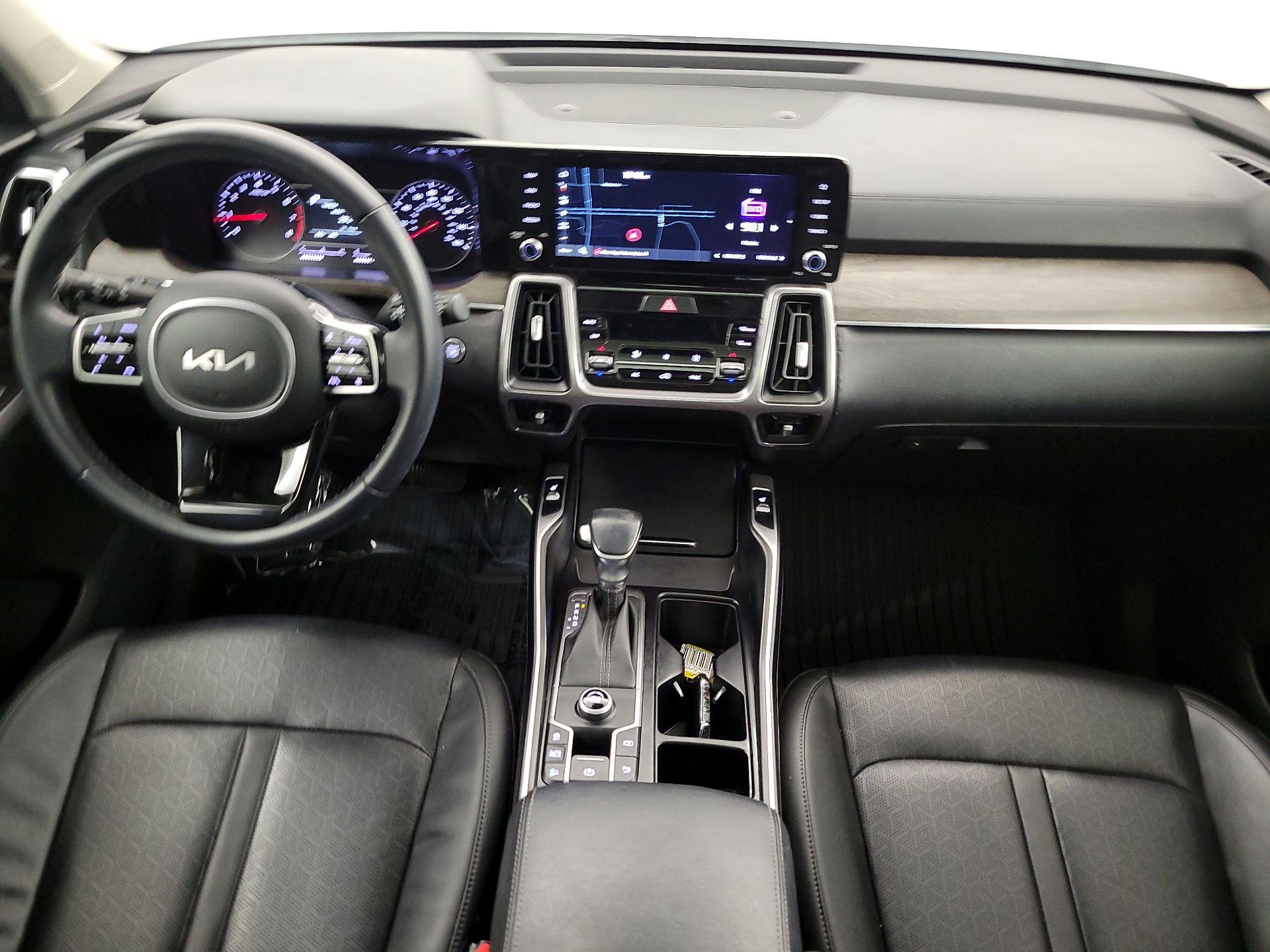 Thumbnail: 2022 Kia Sorento - 9