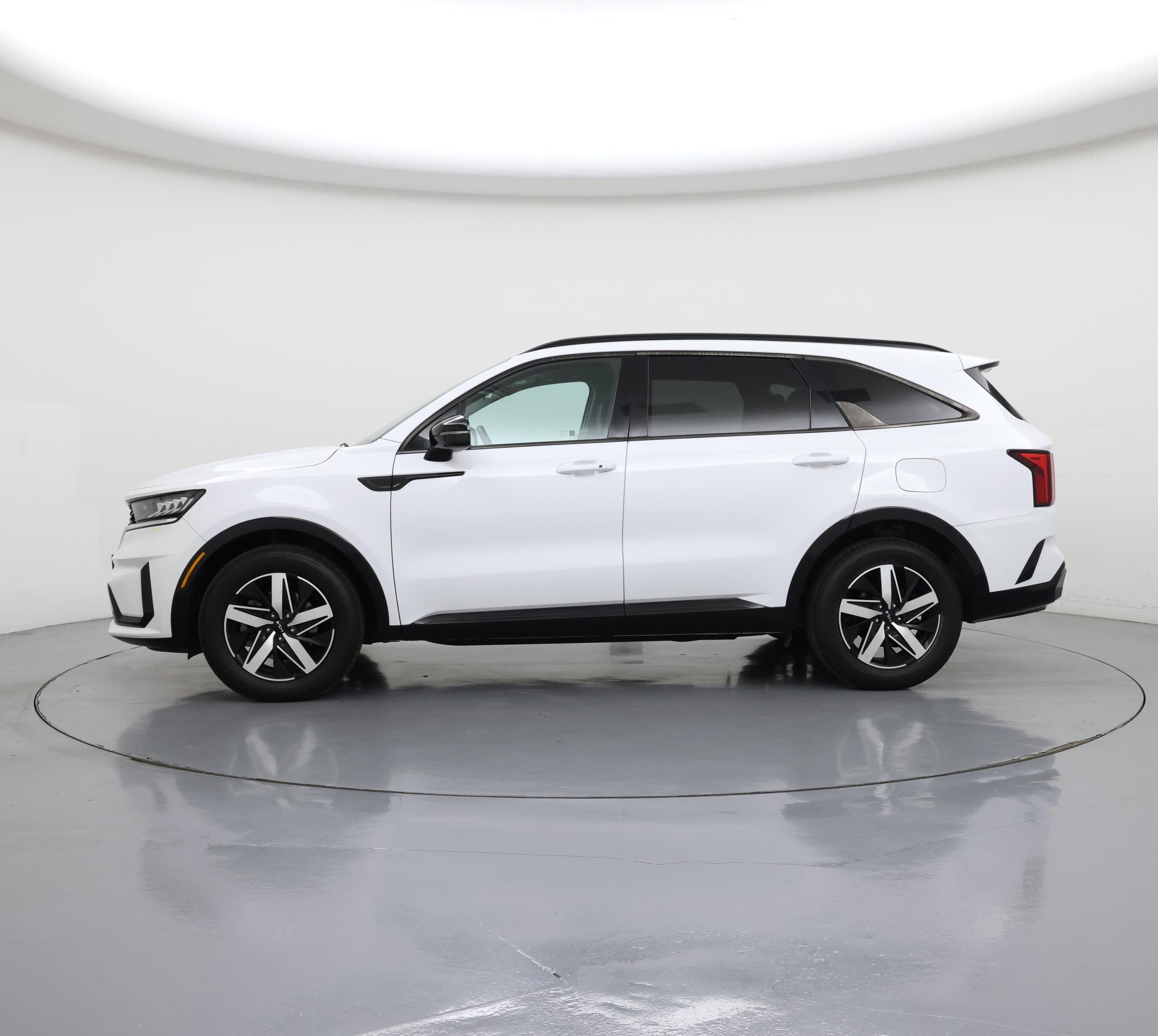 Thumbnail: 2022 Kia Sorento - 3