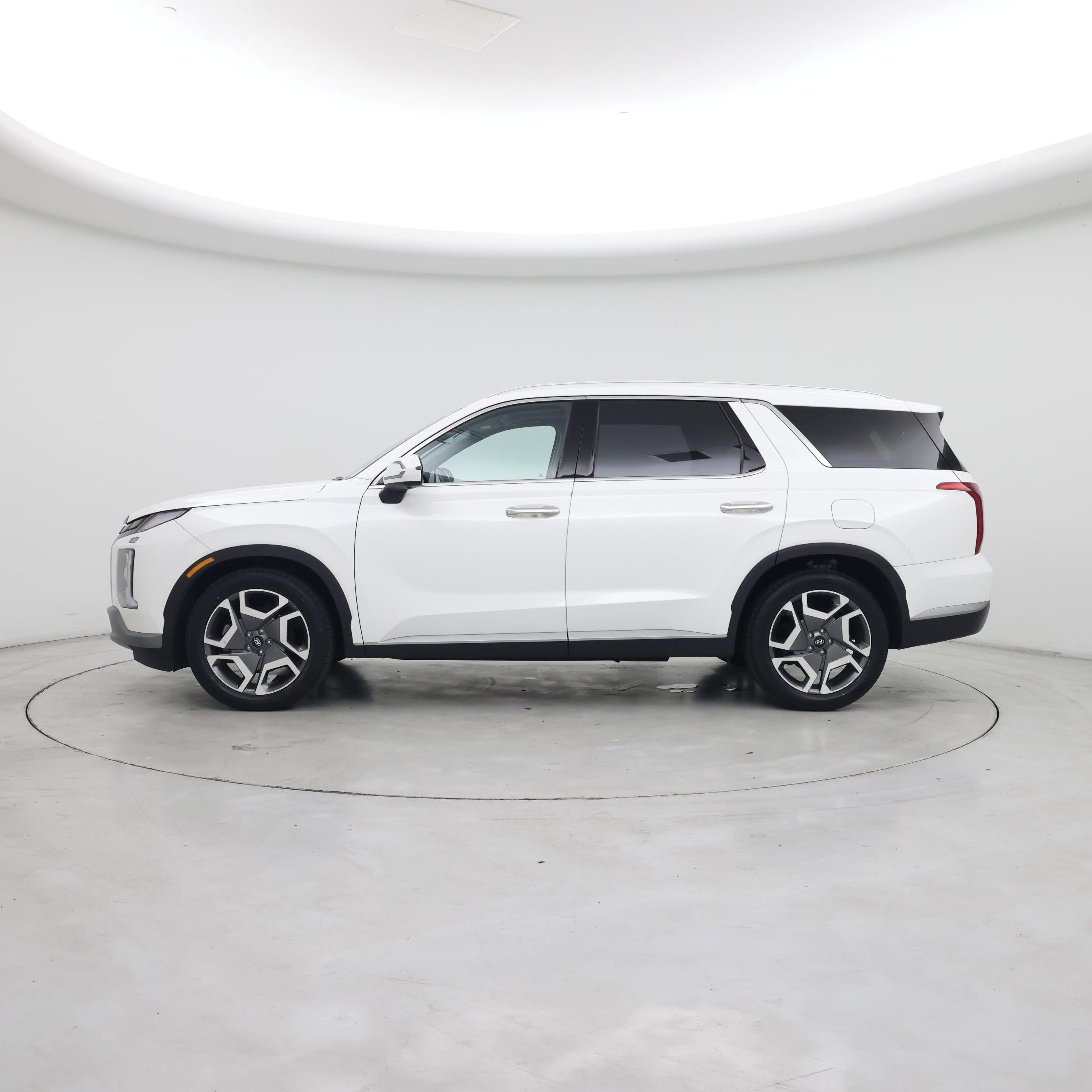 Thumbnail: 2023 Hyundai Palisade - 3