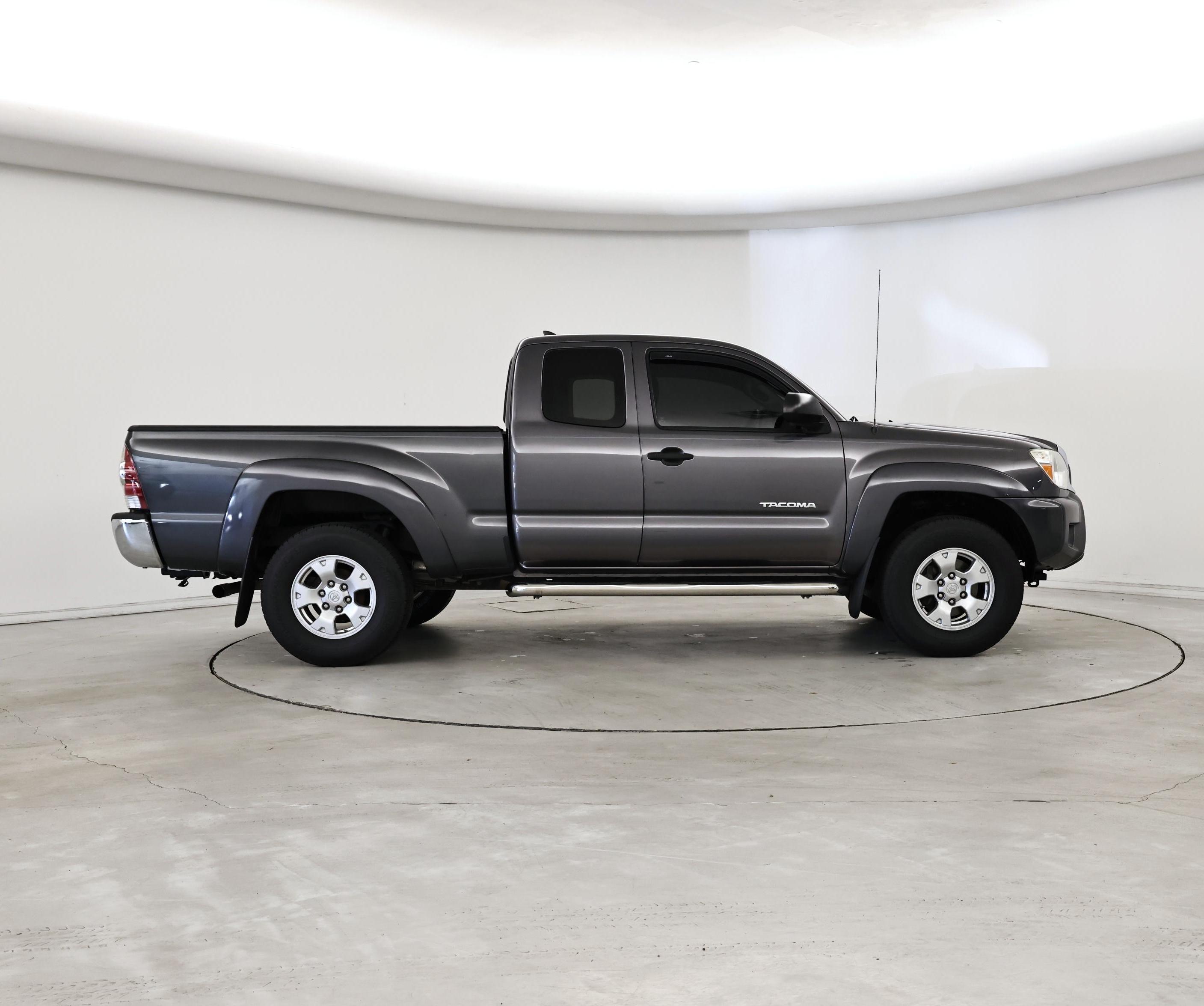 Thumbnail: 2014 Toyota Tacoma - 7