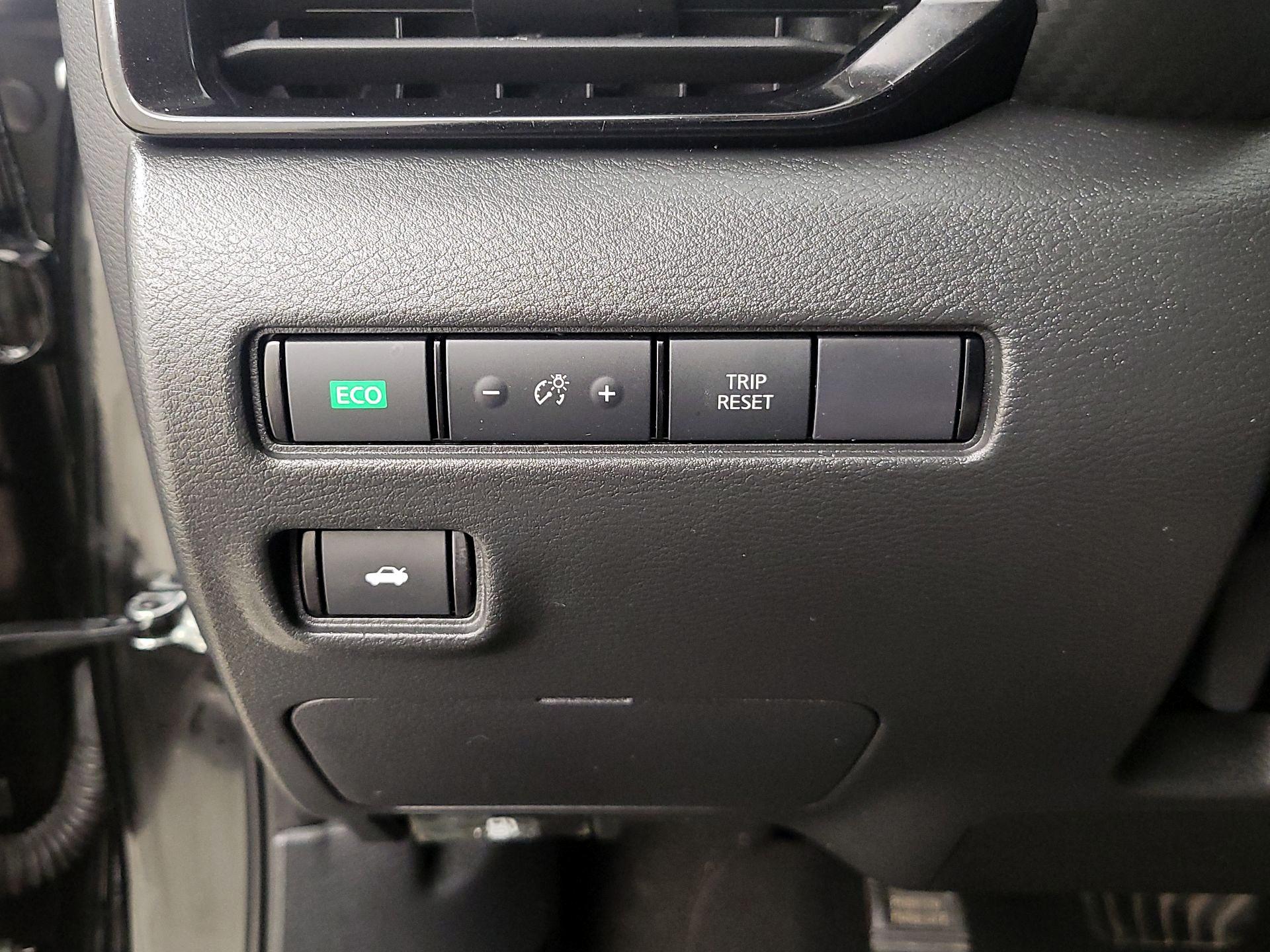 Thumbnail: 2023 Nissan Sentra - 13