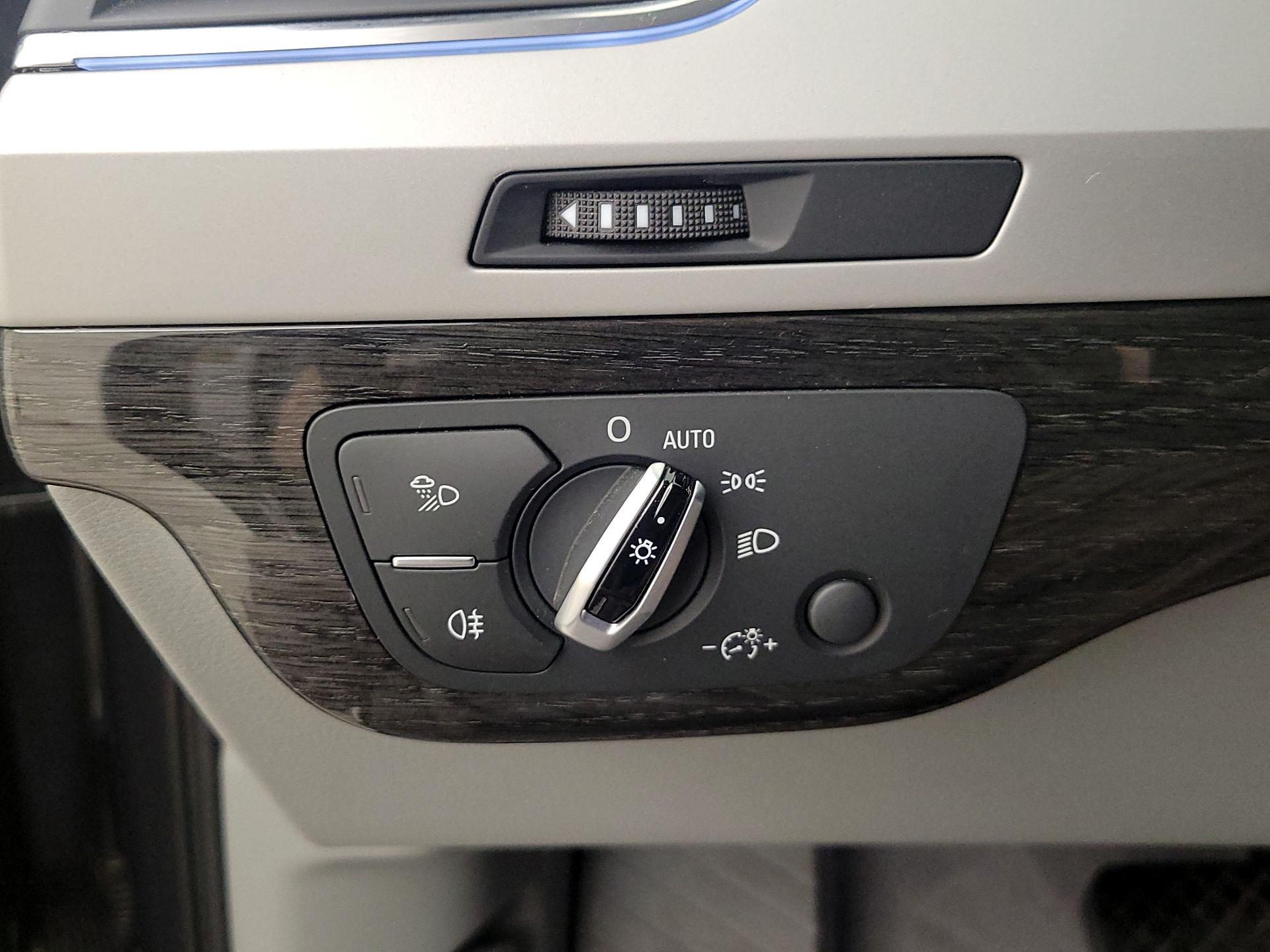 Thumbnail: 2018 Audi Q7 - 13