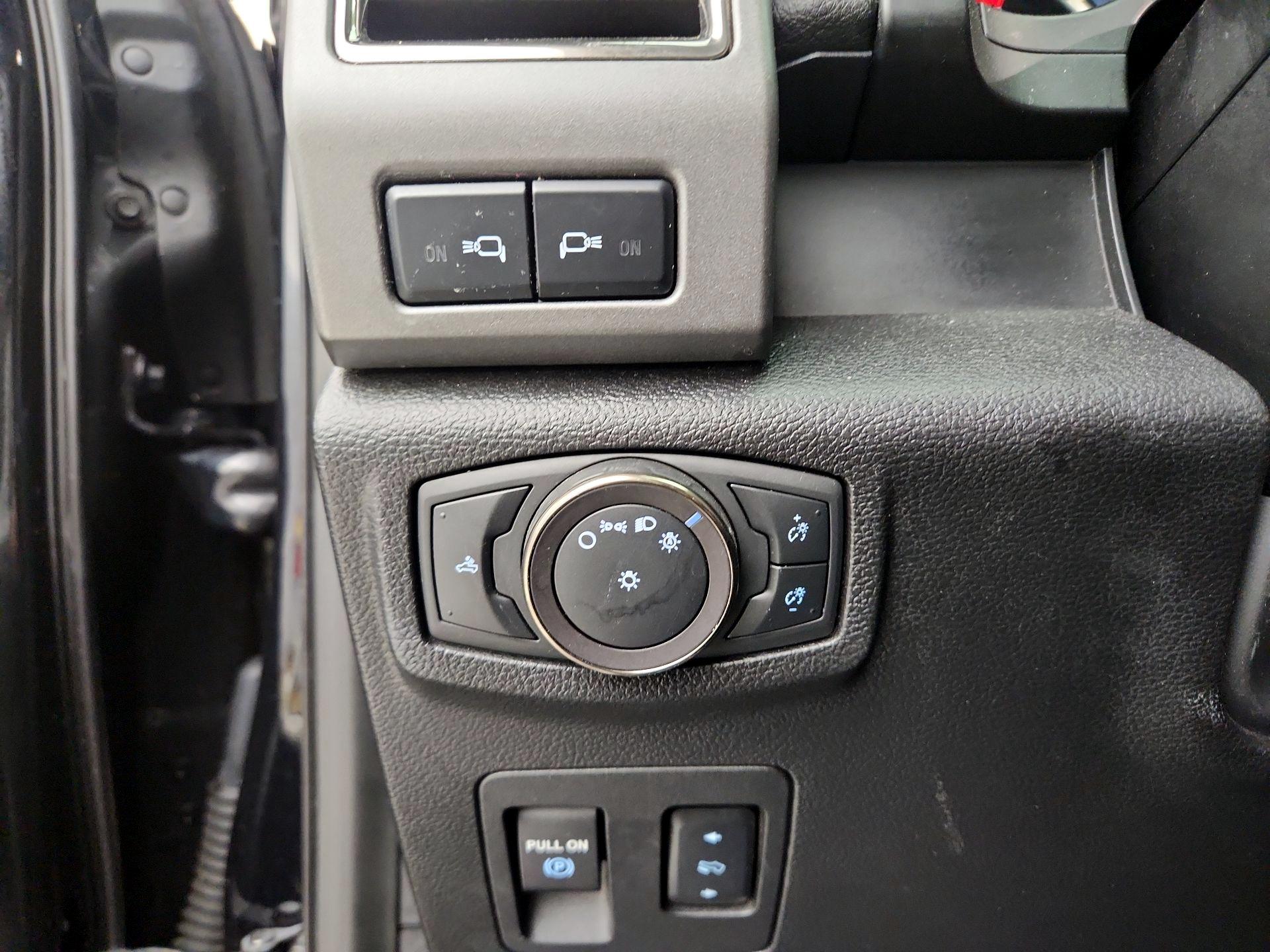 Thumbnail: 2019 Ford F-150 - 13