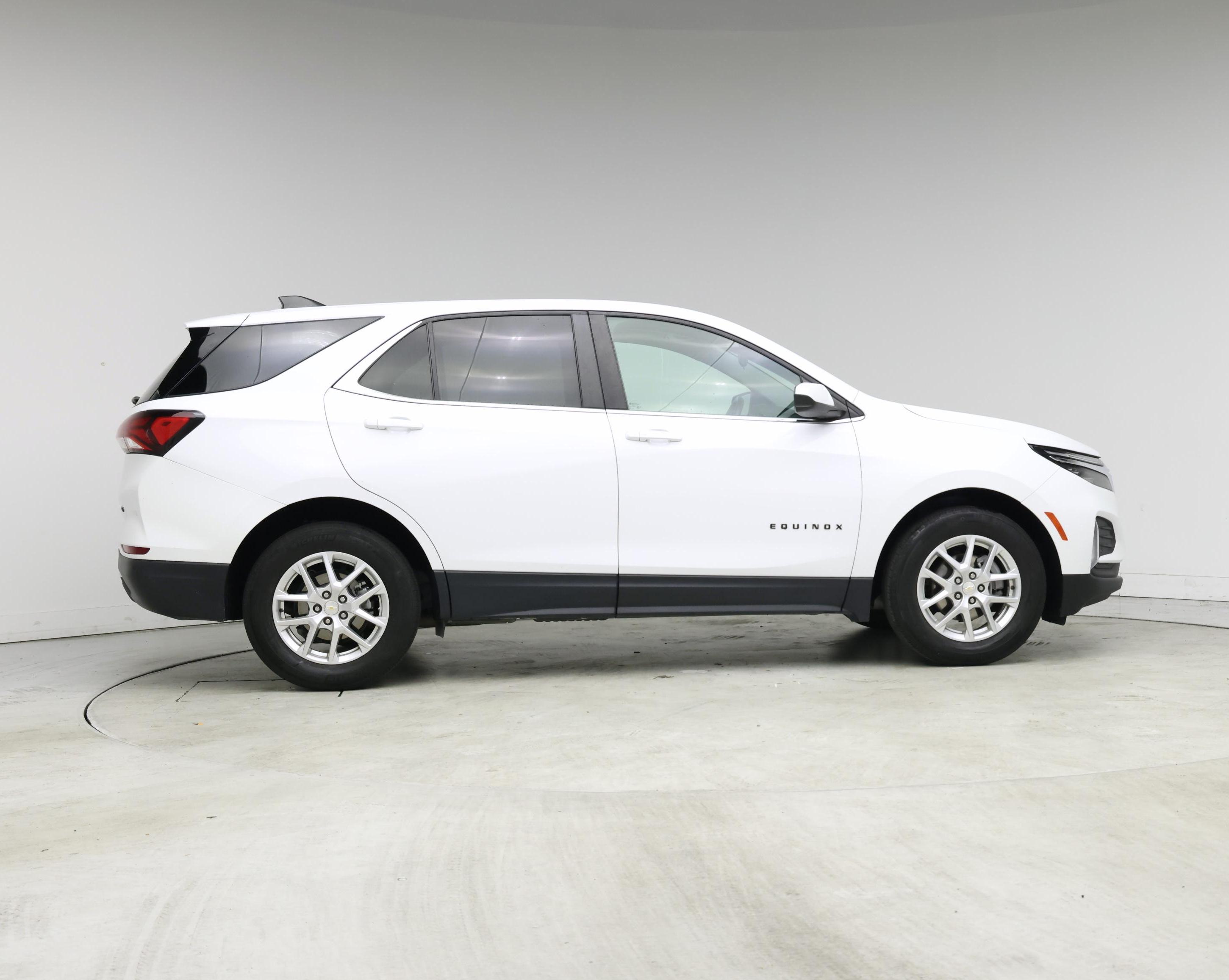 Thumbnail: 2022 Chevrolet Equinox - 7