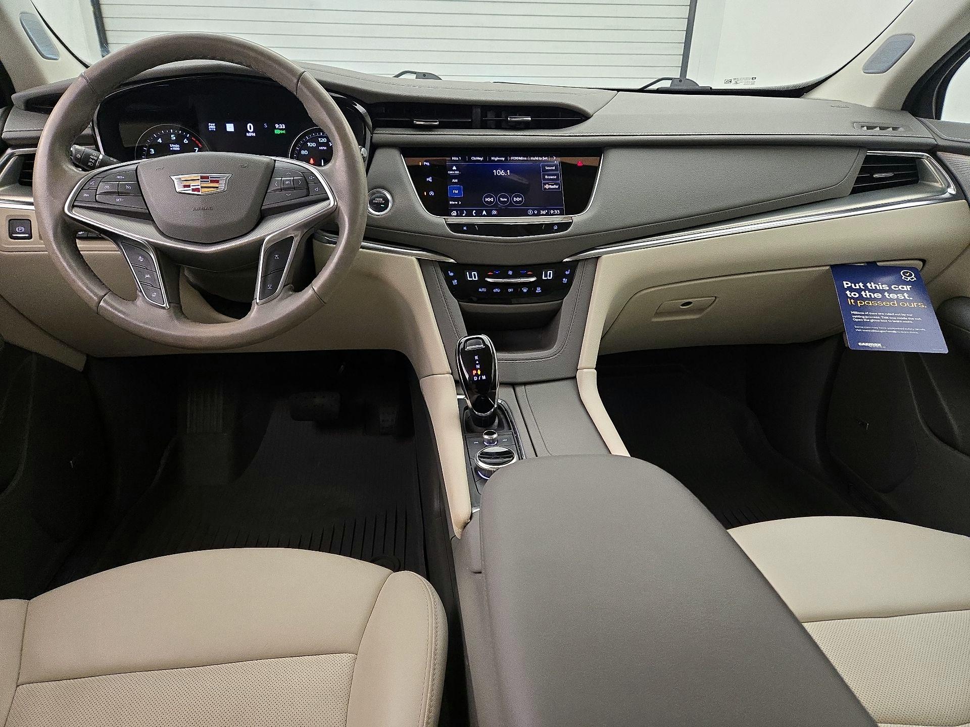 Thumbnail: 2022 Cadillac XT5 - 9