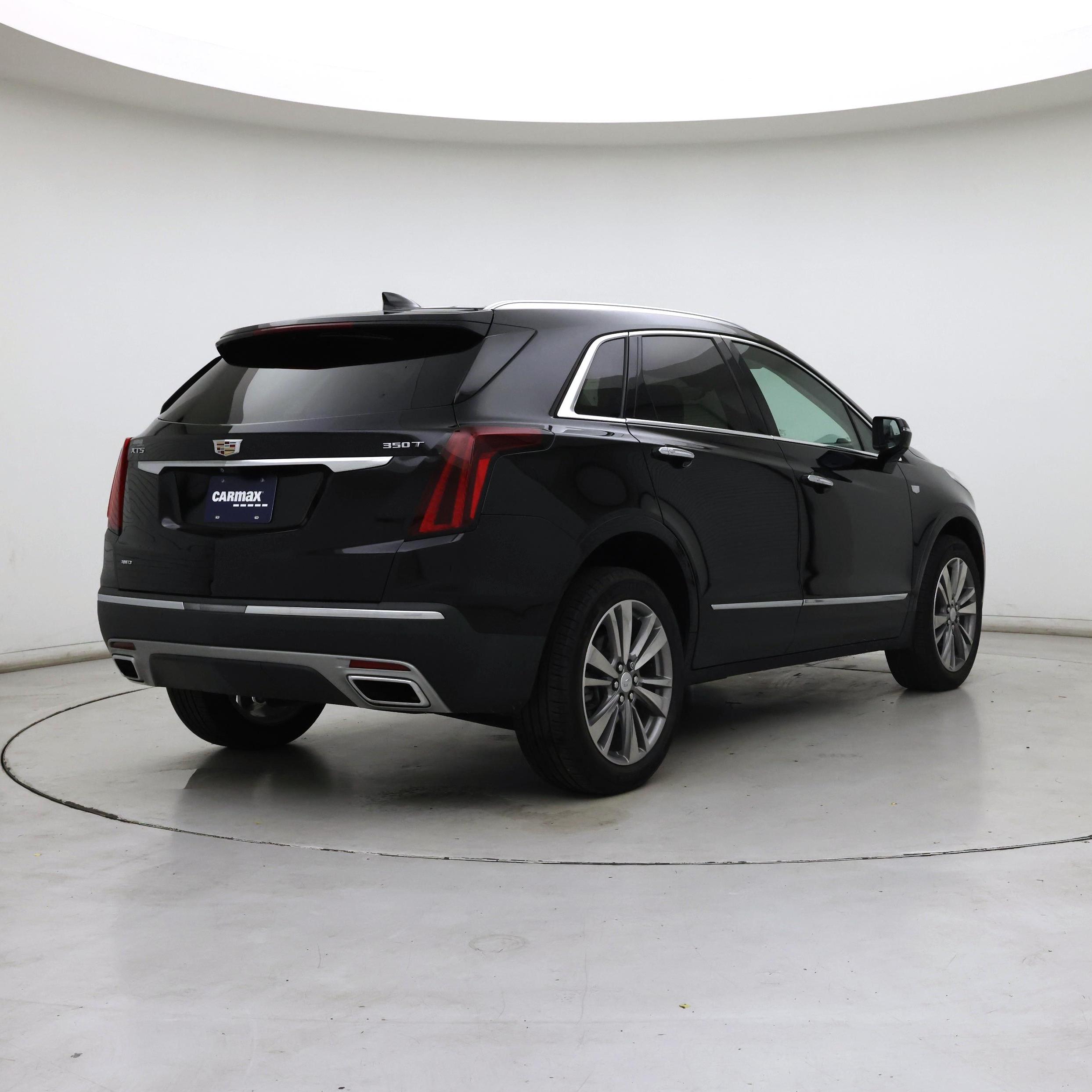 Thumbnail: 2022 Cadillac XT5 - 8