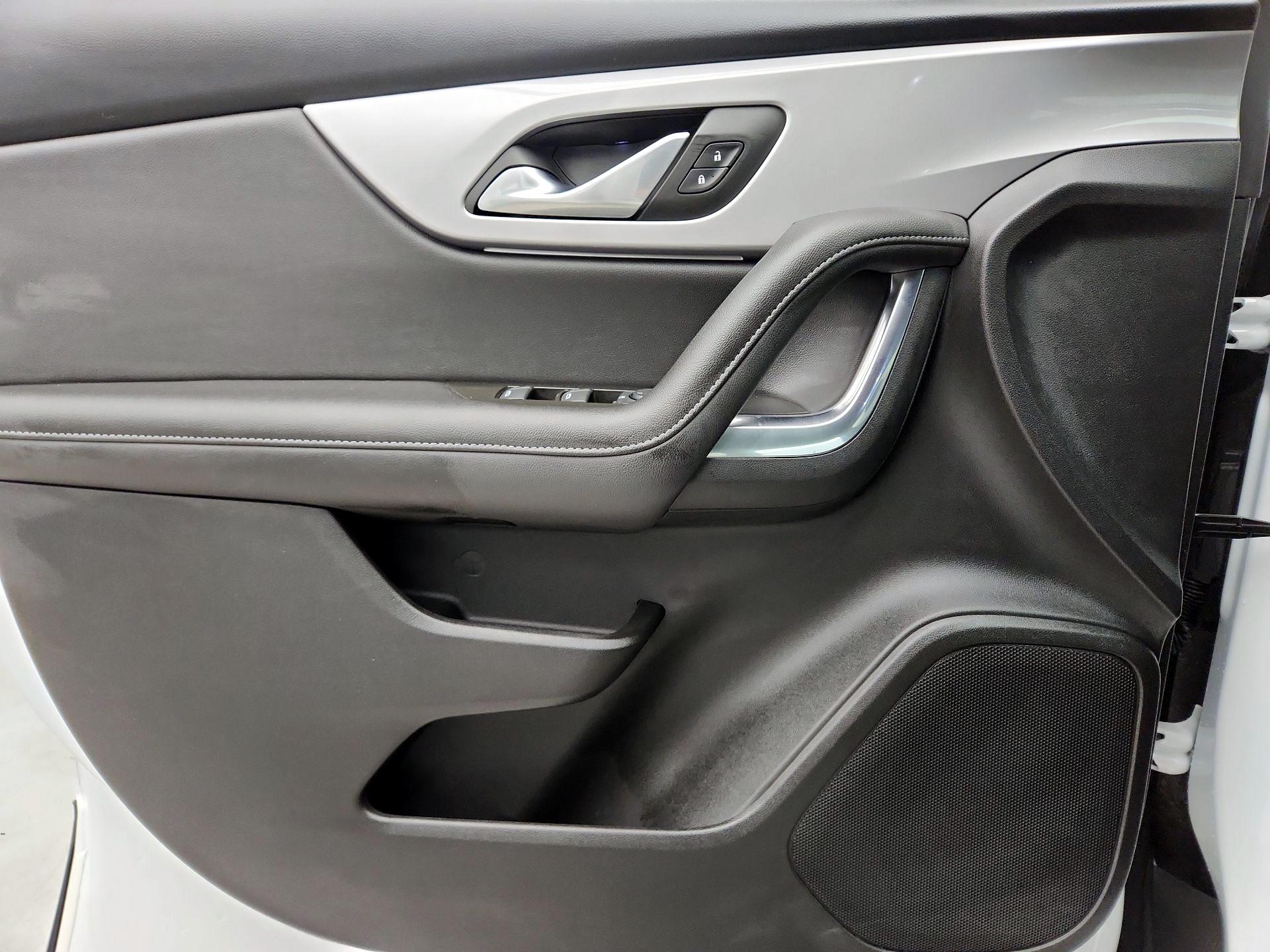 Thumbnail: 2022 Chevrolet Blazer - 12