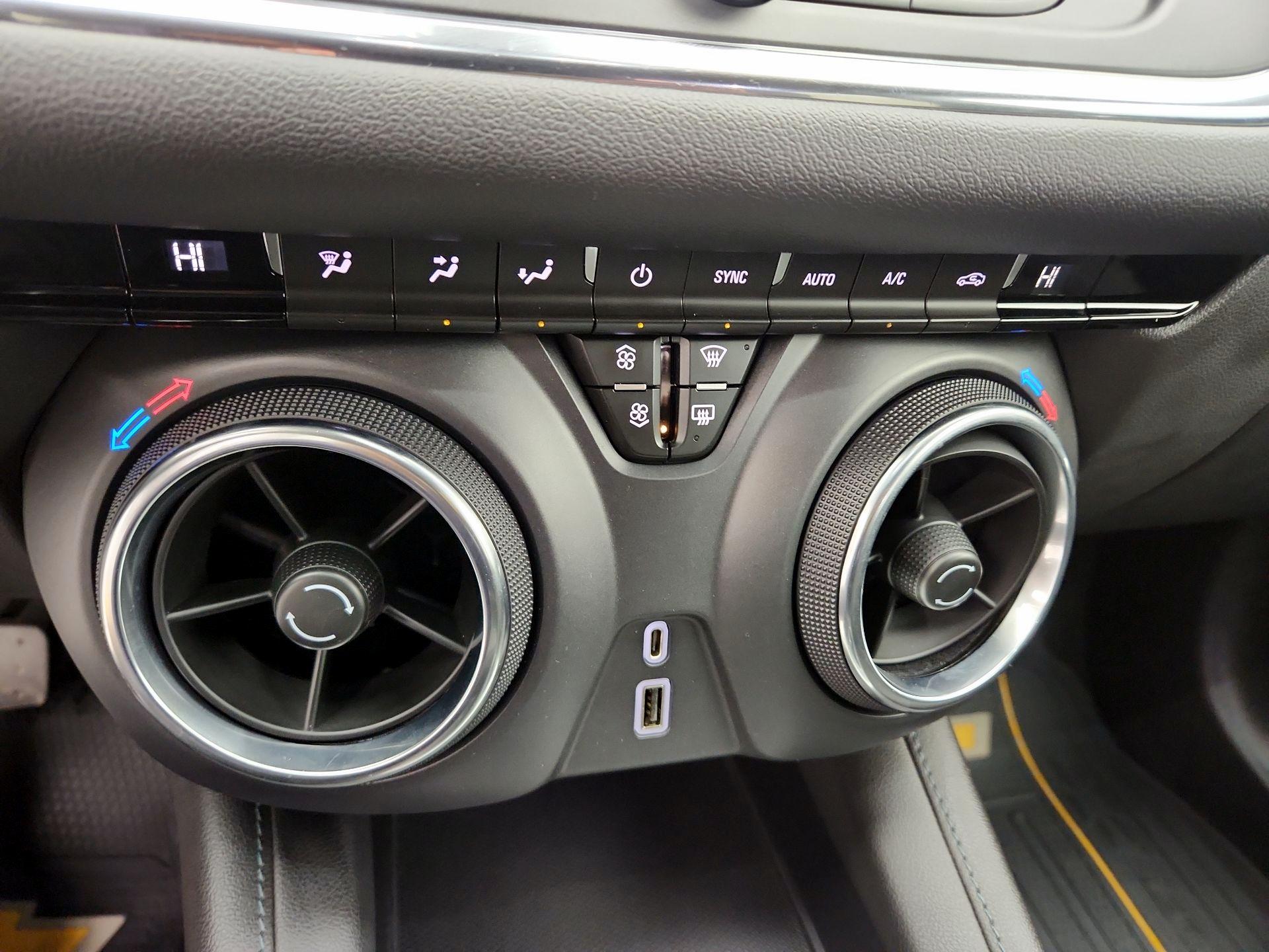 Thumbnail: 2022 Chevrolet Blazer - 16