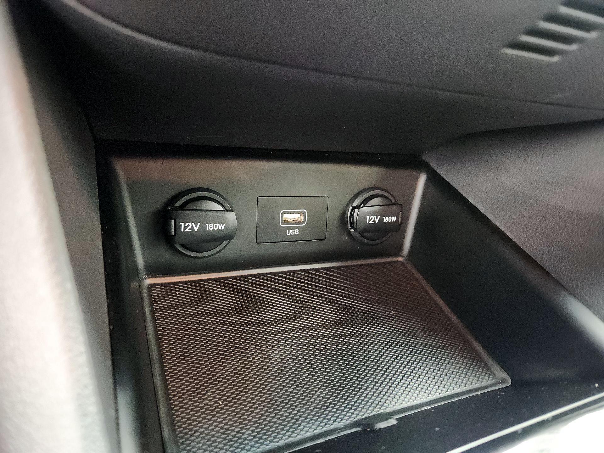 Thumbnail: 2022 Hyundai Ioniq - 18