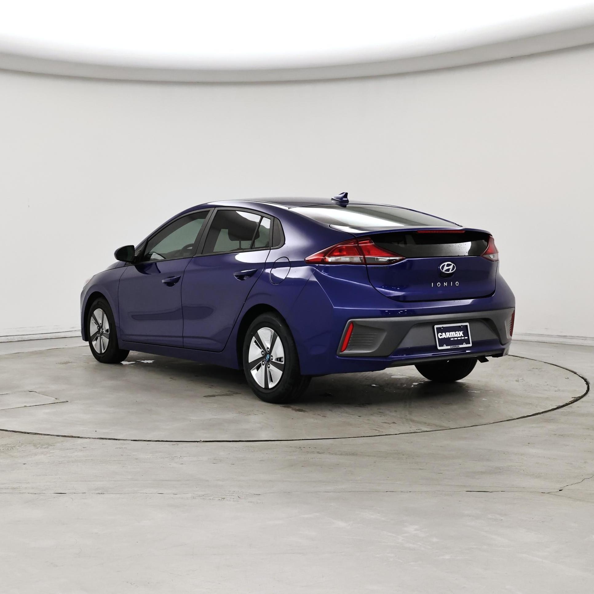 Thumbnail: 2022 Hyundai Ioniq - 2