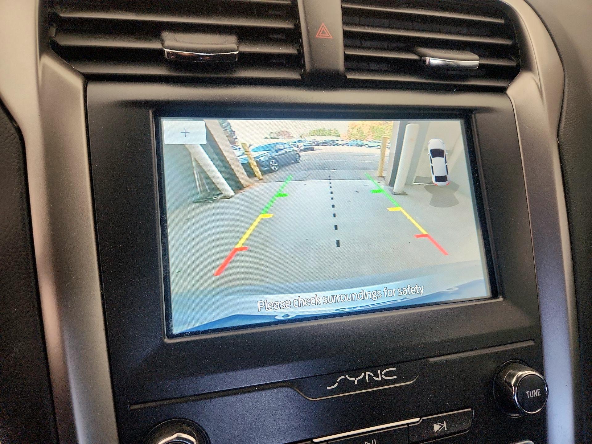 Thumbnail: 2020 Ford Fusion - 14