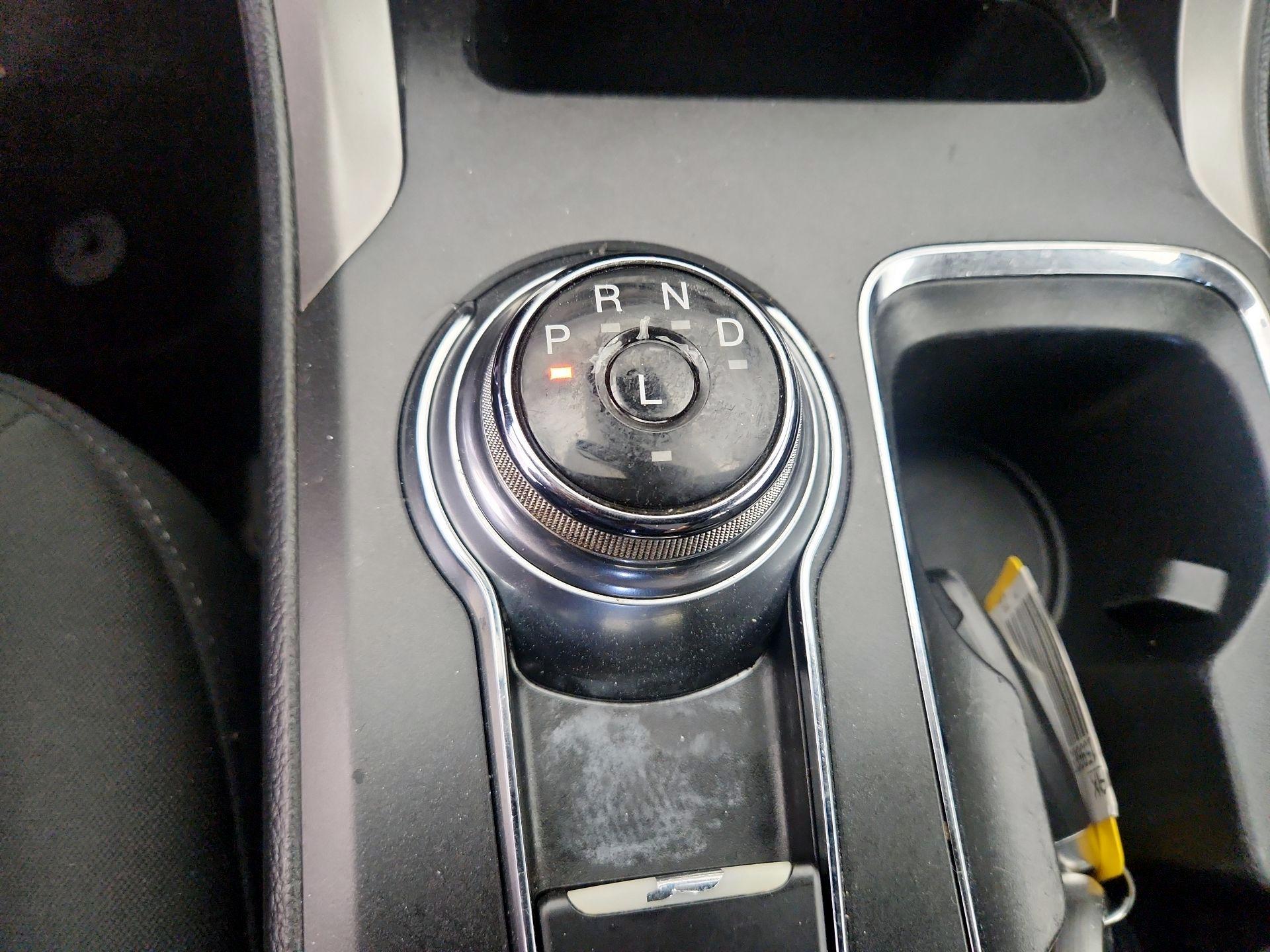 Thumbnail: 2020 Ford Fusion - 17