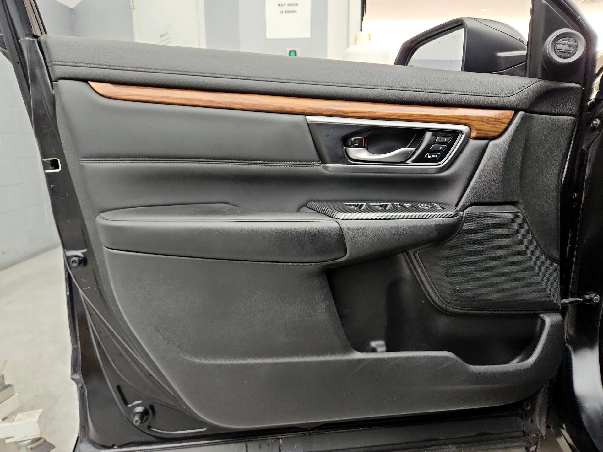 Thumbnail: 2019 Honda CR-V - 12