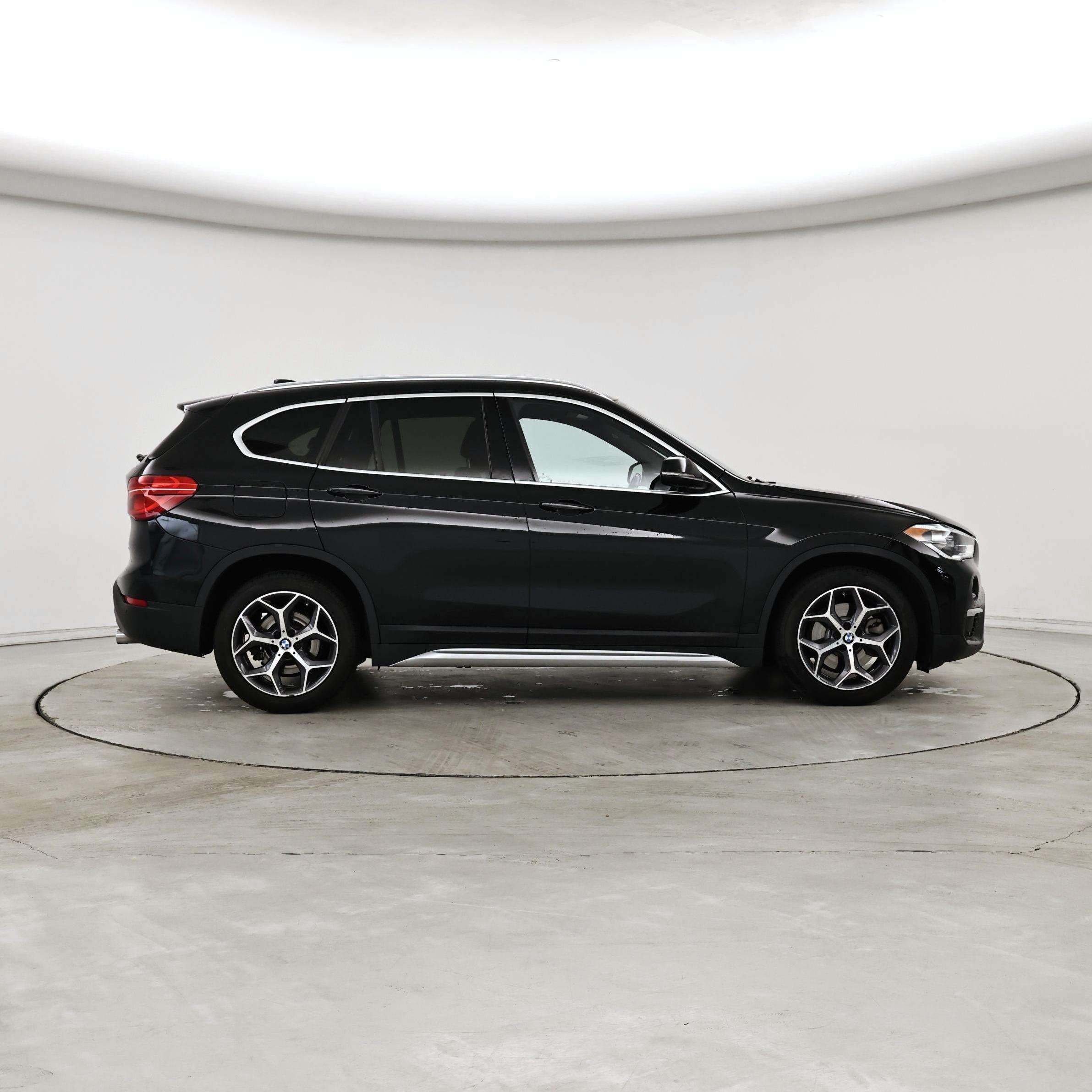 Thumbnail: 2019 BMW X1 - 7