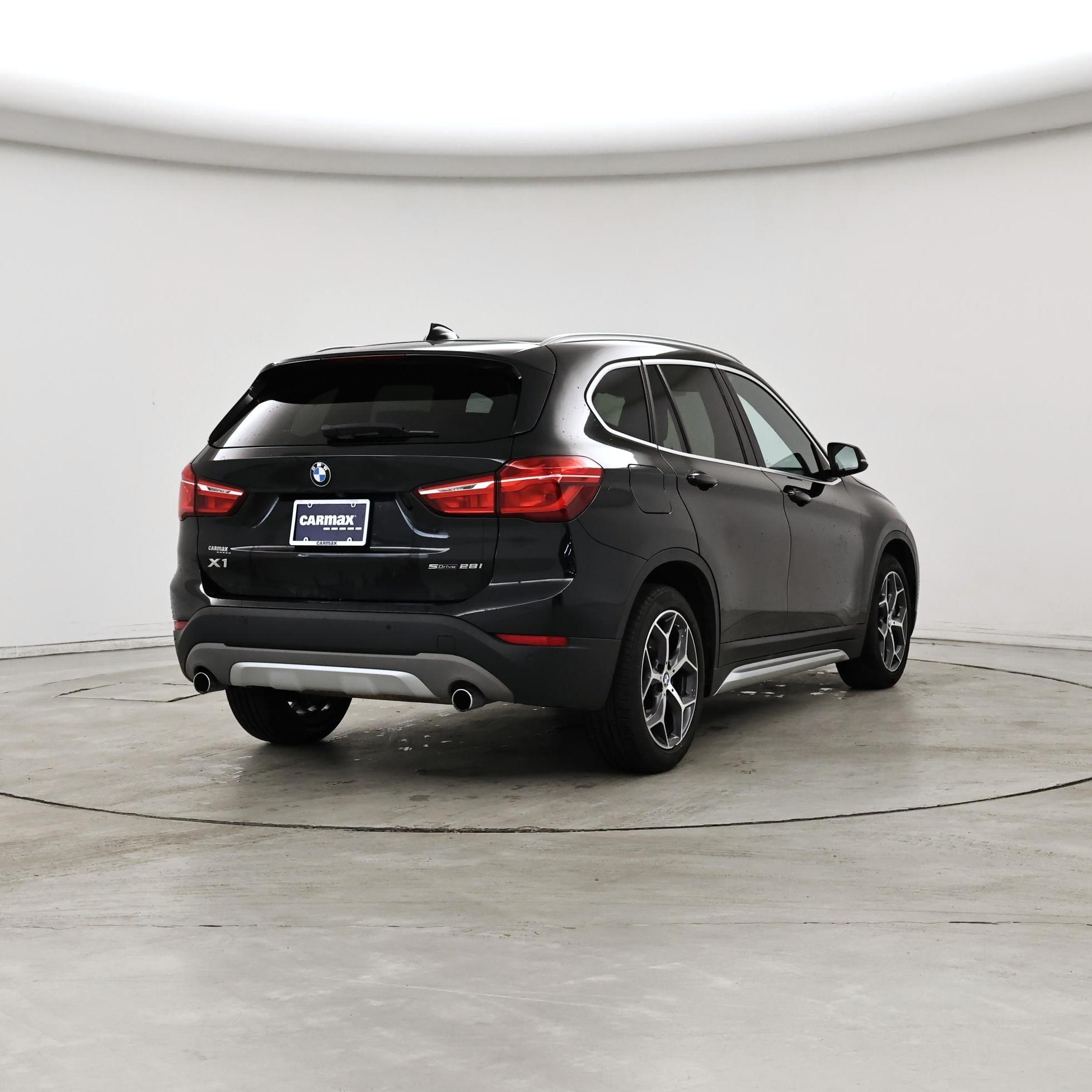 Thumbnail: 2019 BMW X1 - 8