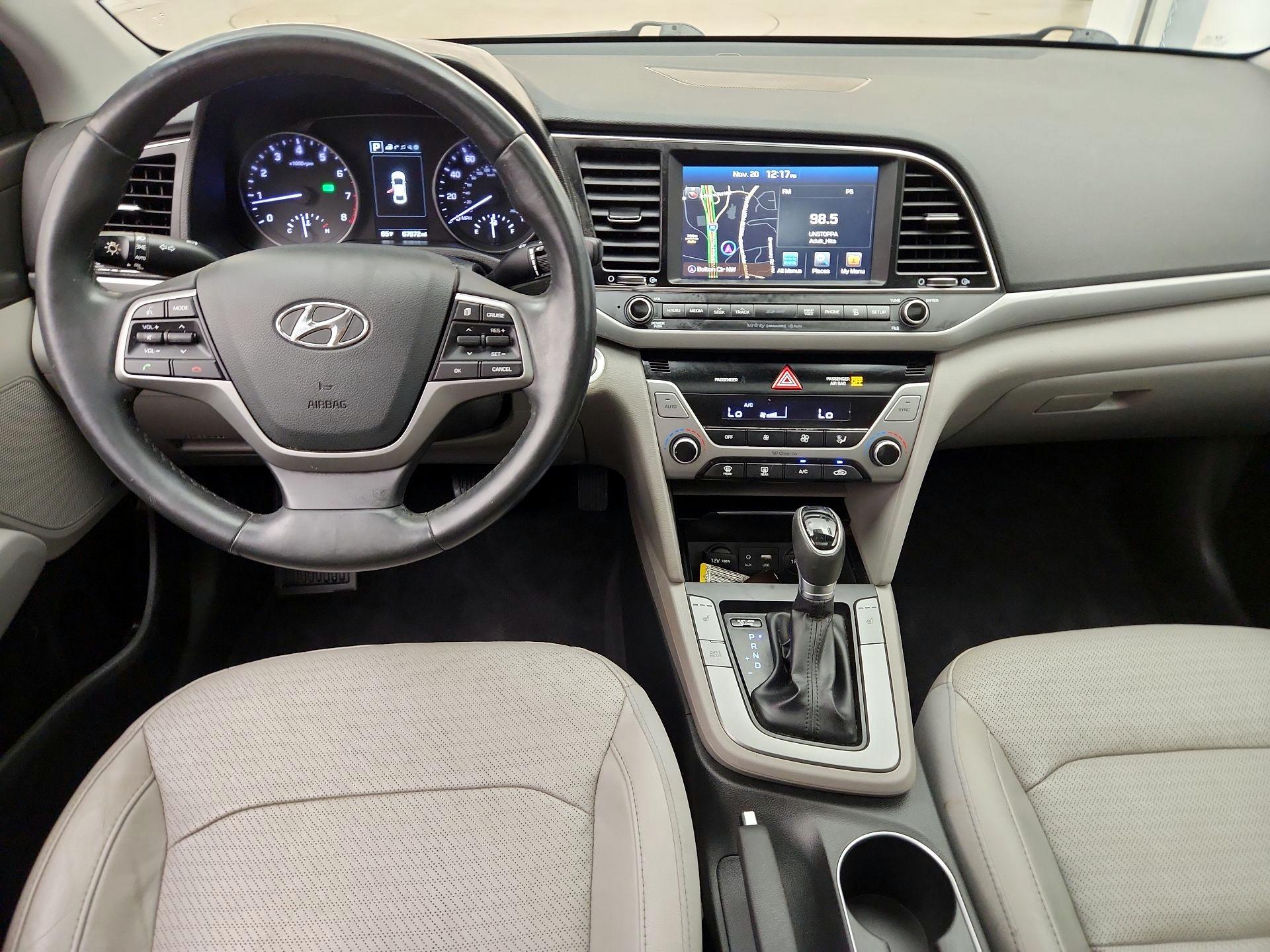 Thumbnail: 2017 Hyundai Elantra - 9