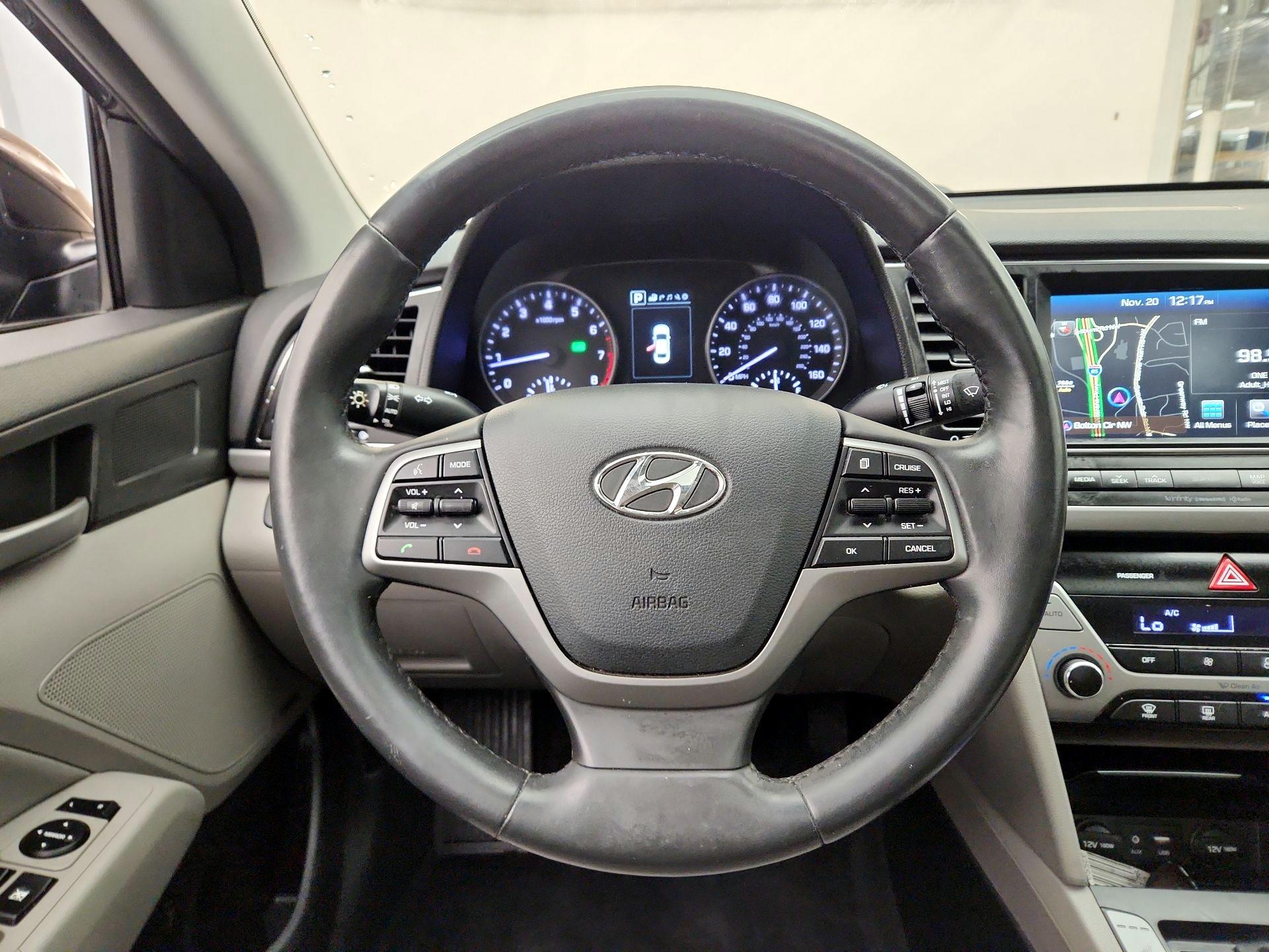 Thumbnail: 2017 Hyundai Elantra - 10