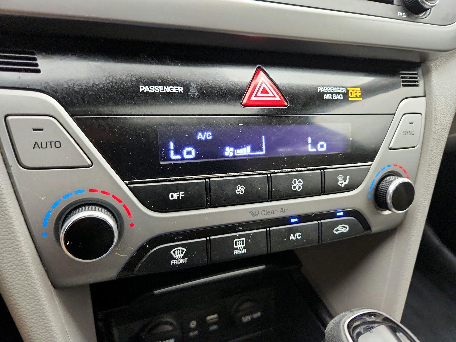 Thumbnail: 2017 Hyundai Elantra - 17