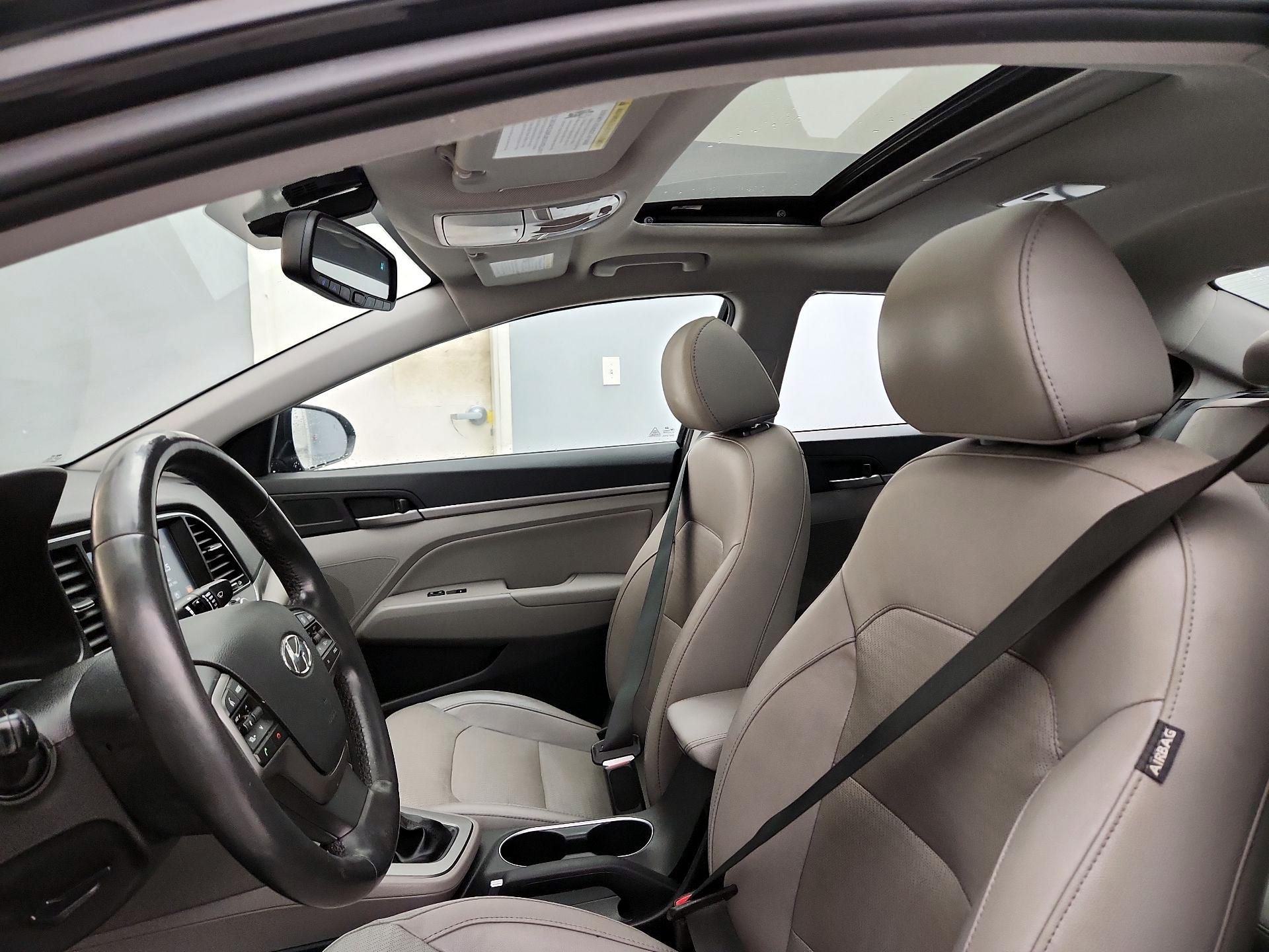 Thumbnail: 2017 Hyundai Elantra - 20