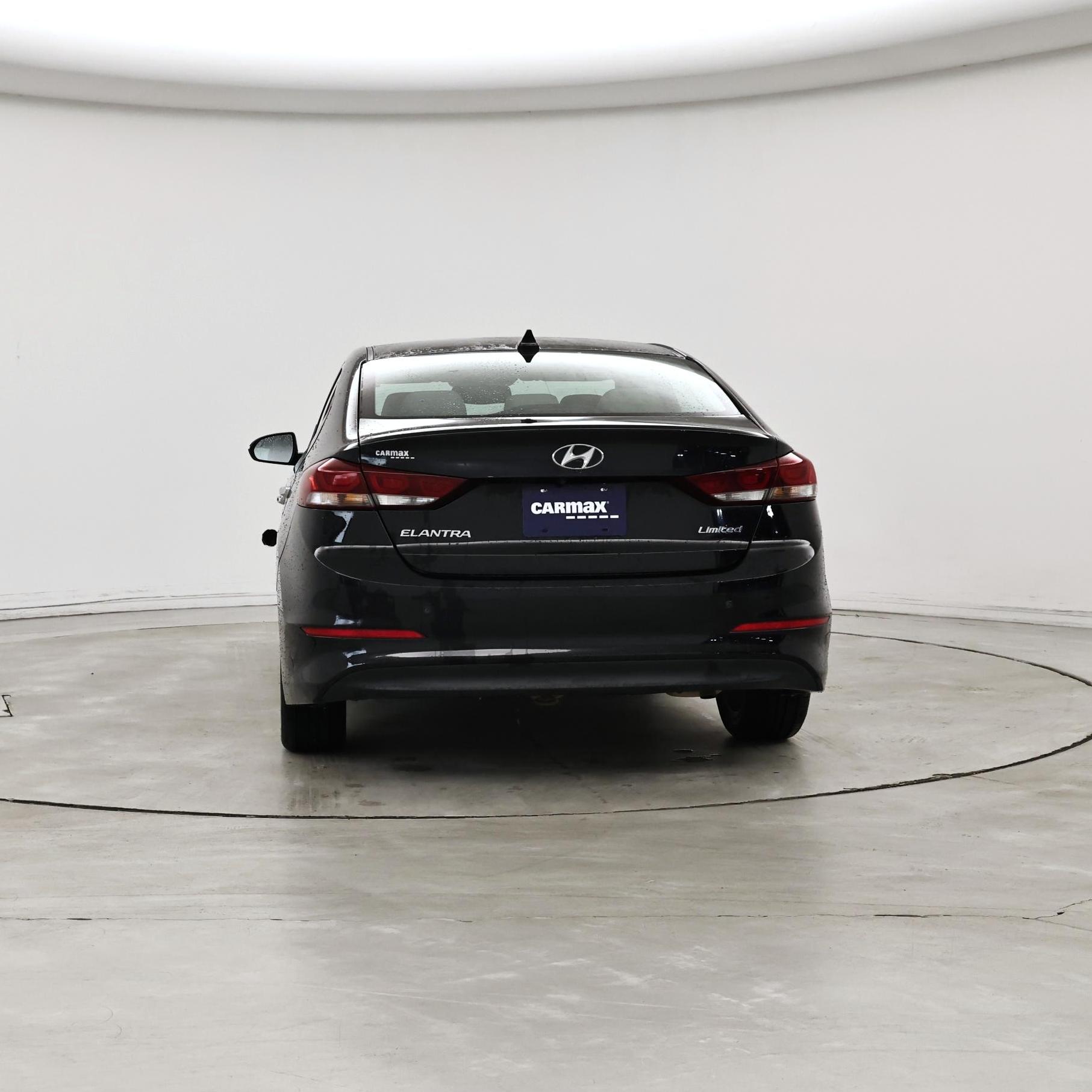 Thumbnail: 2017 Hyundai Elantra - 6