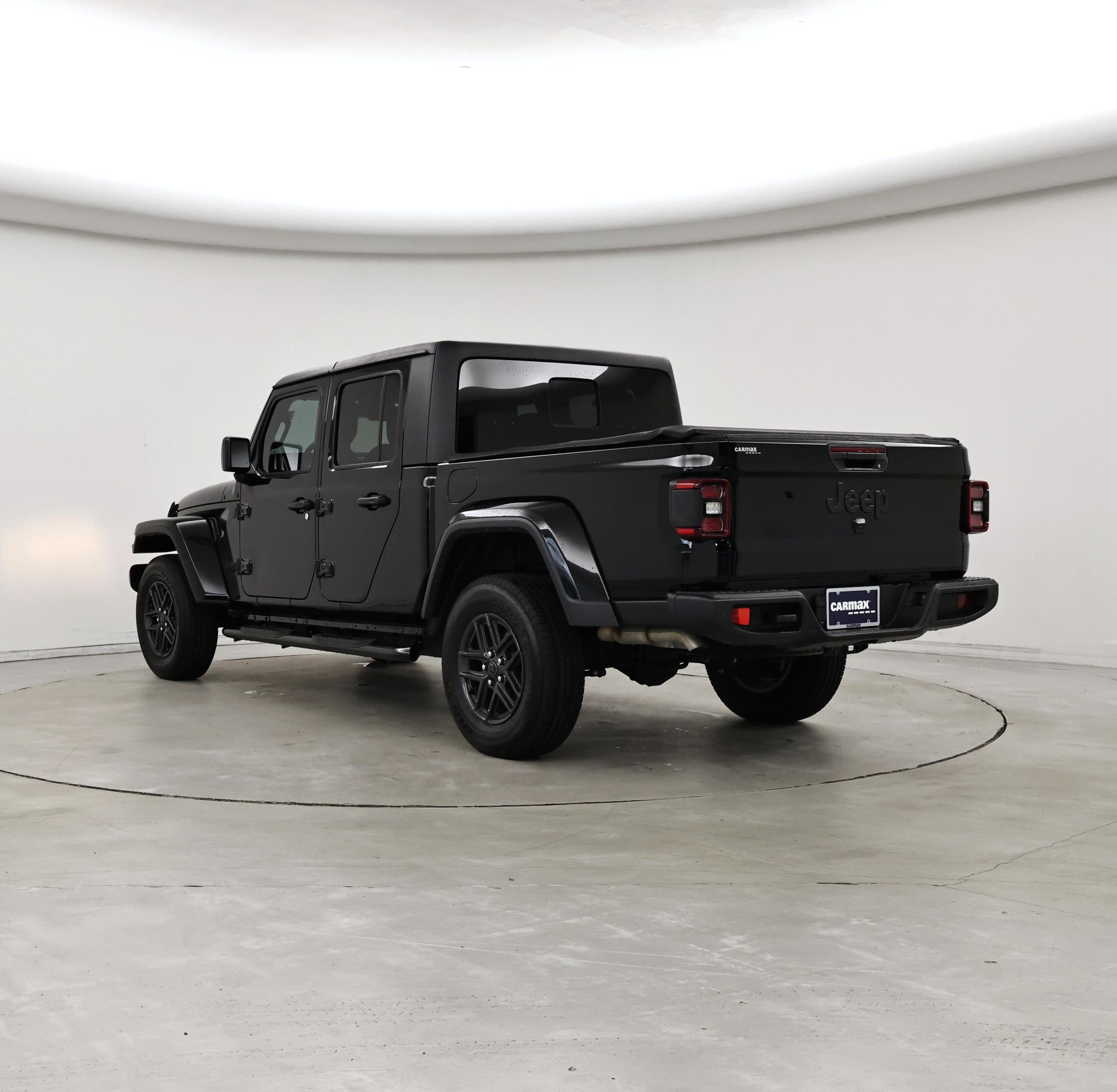 Thumbnail: 2024 Jeep Gladiator - 2