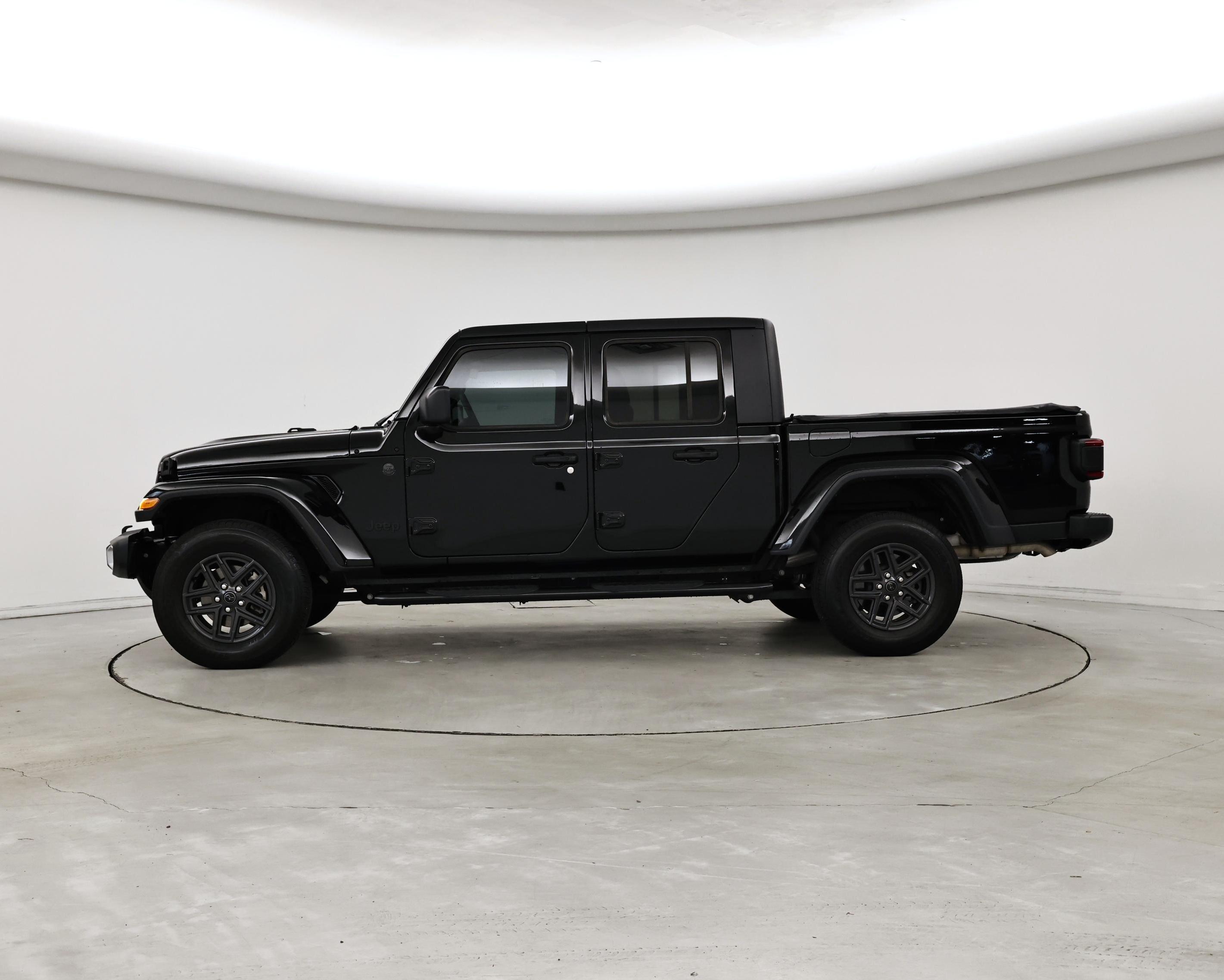 Thumbnail: 2024 Jeep Gladiator - 3